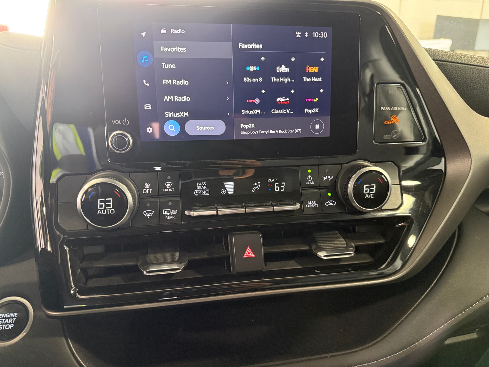 Thumbnail: 2024 Toyota Highlander - 4