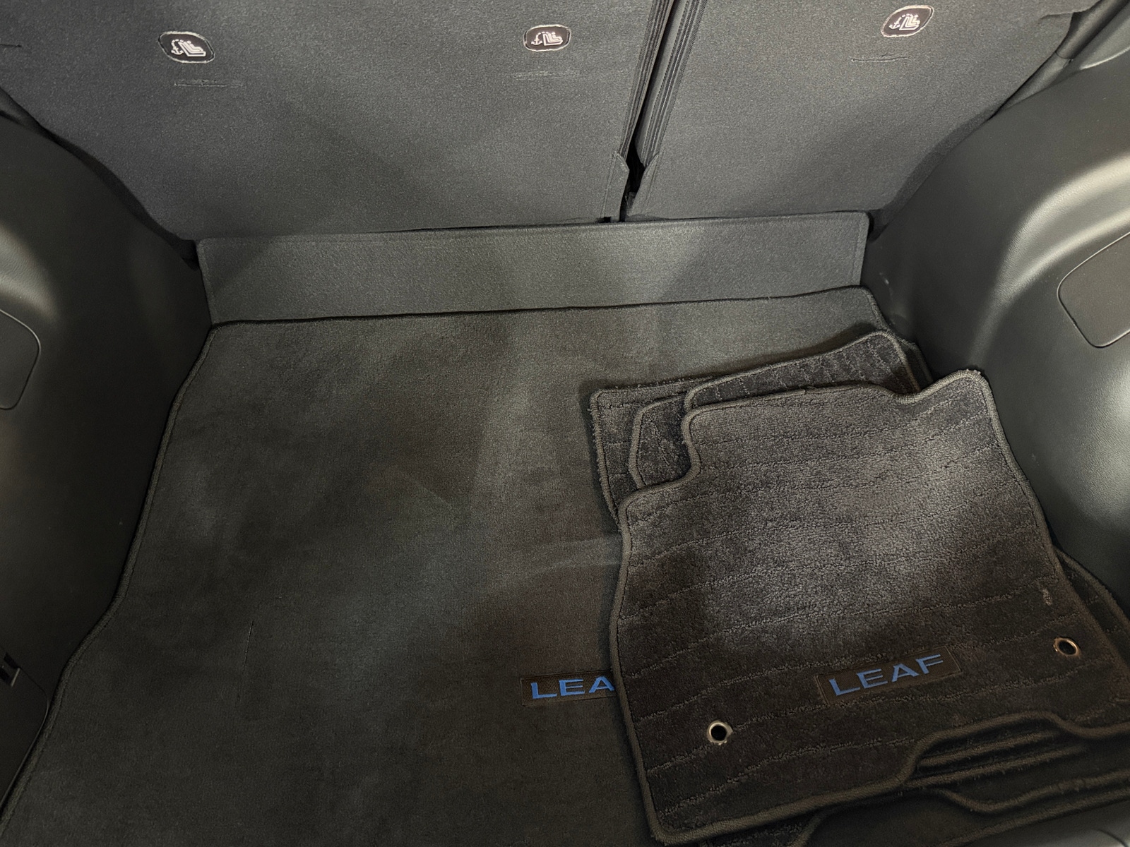 Thumbnail: 2025 Nissan Leaf - 7