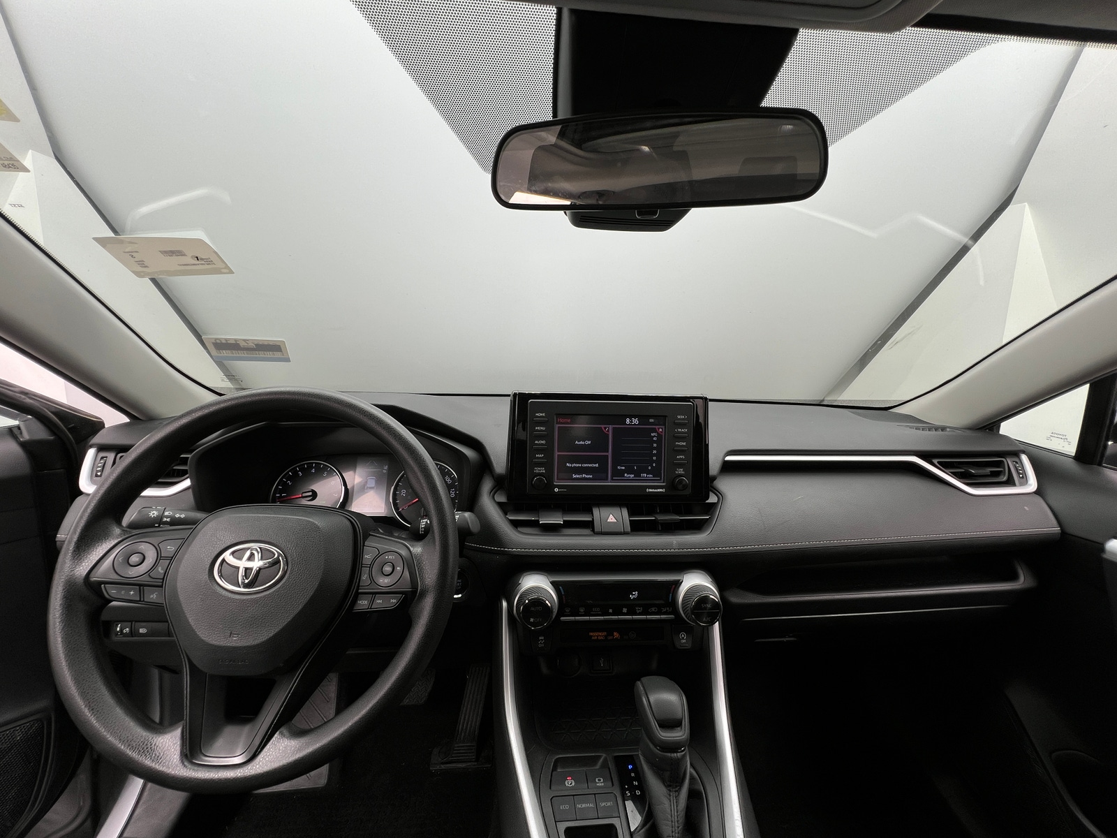 Thumbnail: 2022 Toyota RAV4 - 3