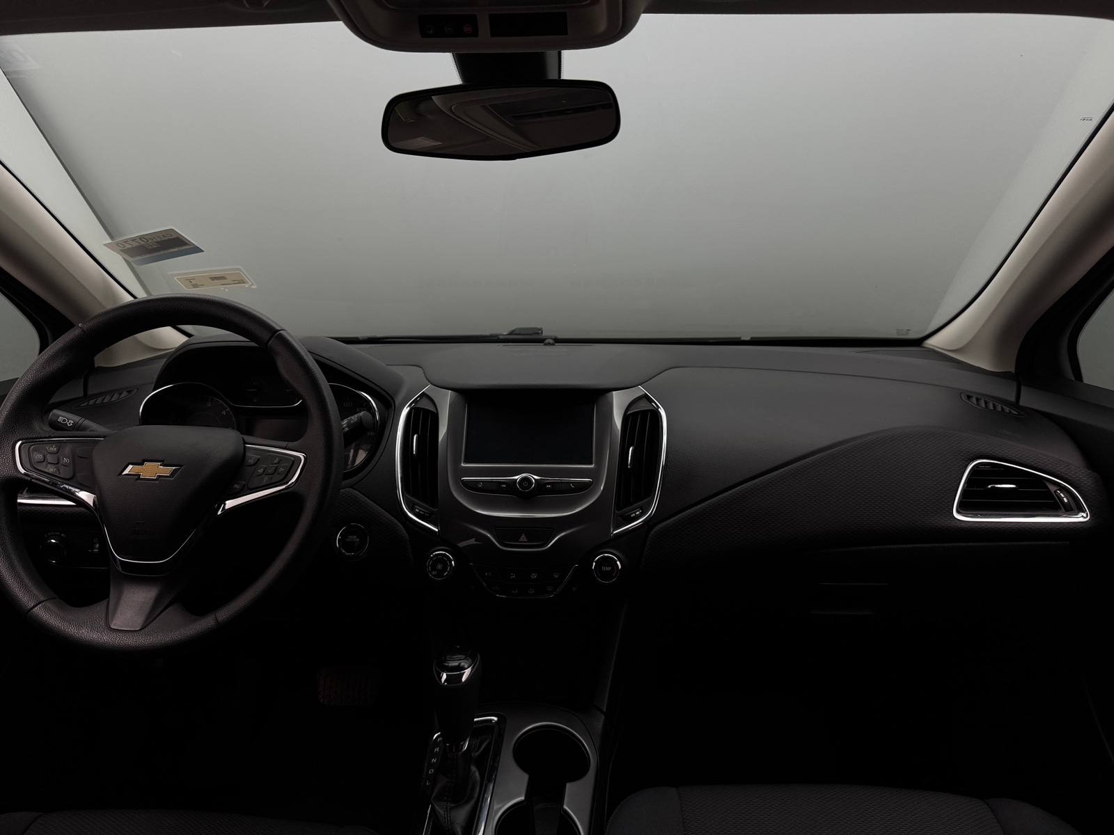 Thumbnail: 2018 Chevrolet Cruze - 3
