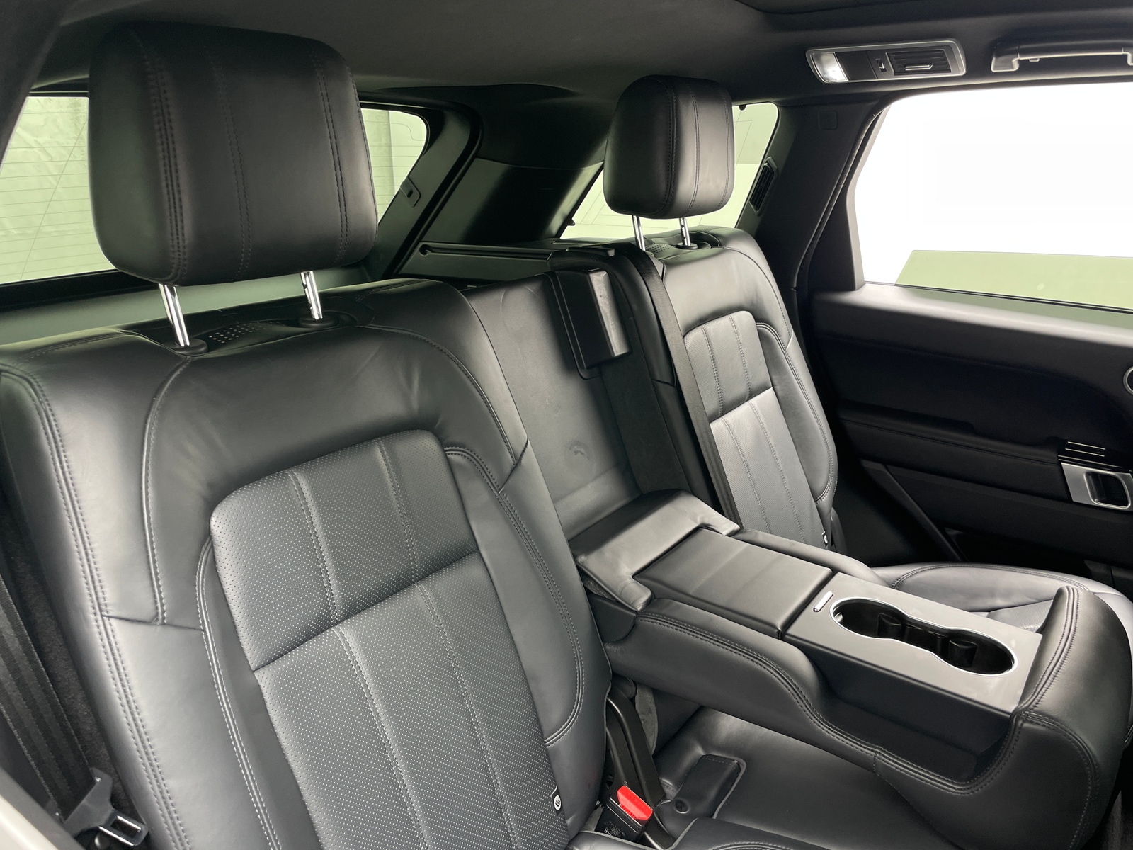 Thumbnail: 2020 Land Rover Range Rover Sport - 5