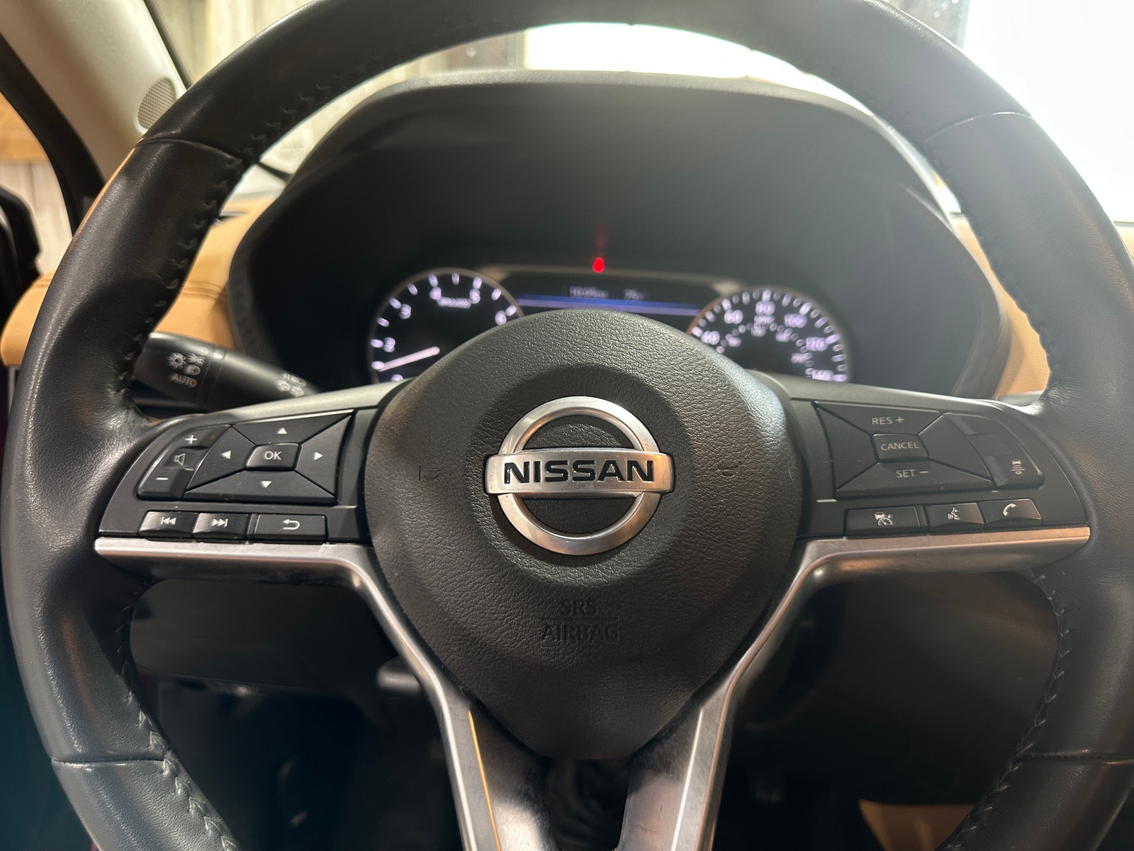 Thumbnail: 2020 Nissan Sentra - 4