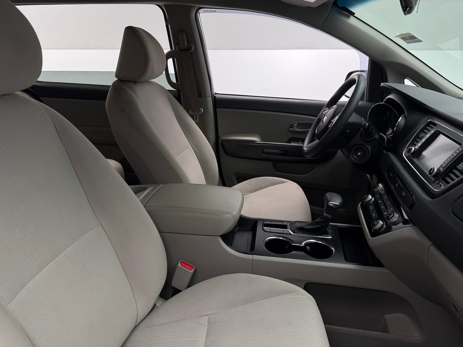 Thumbnail: 2019 Kia Sedona - 2