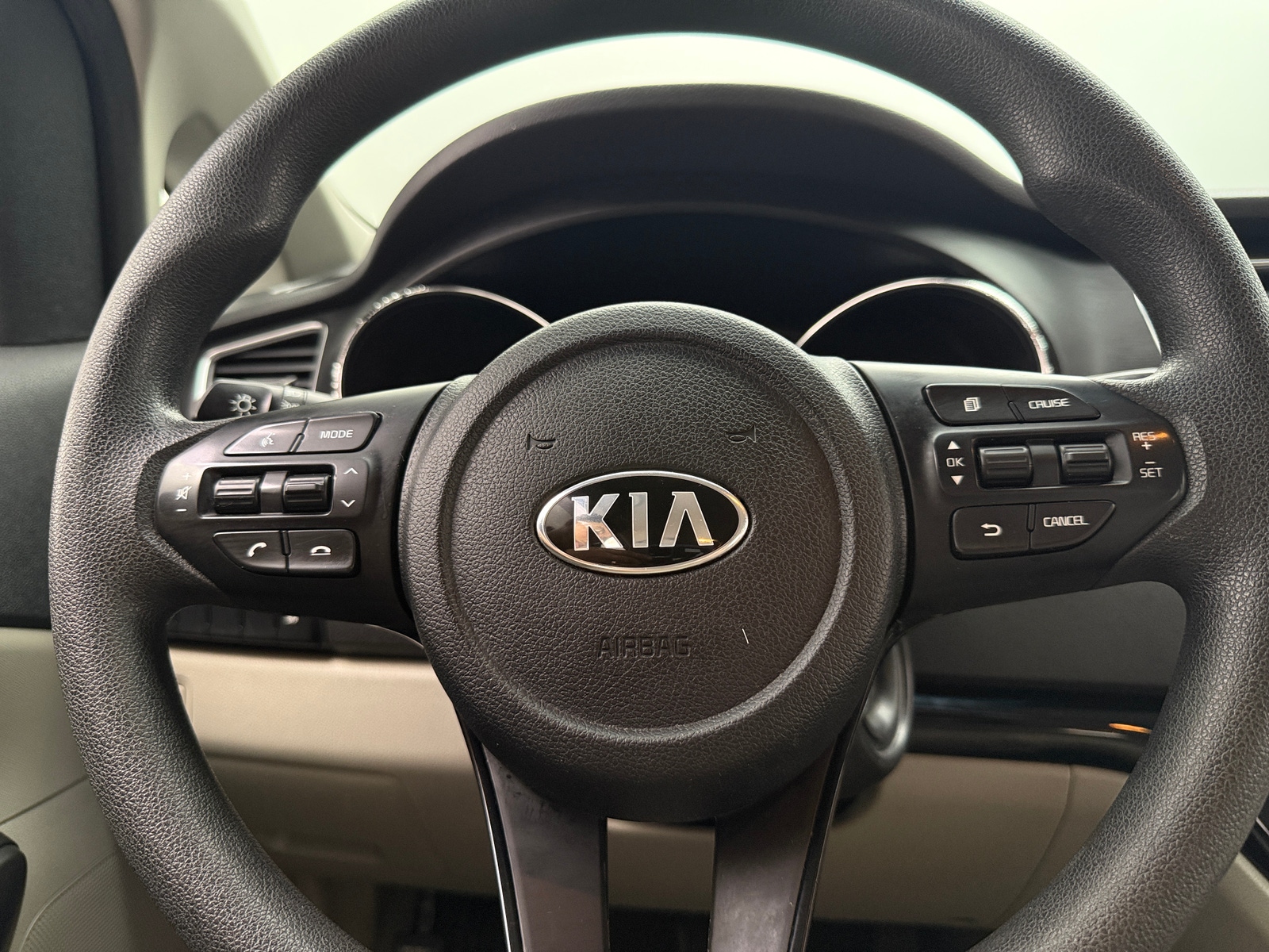 Thumbnail: 2019 Kia Sedona - 5