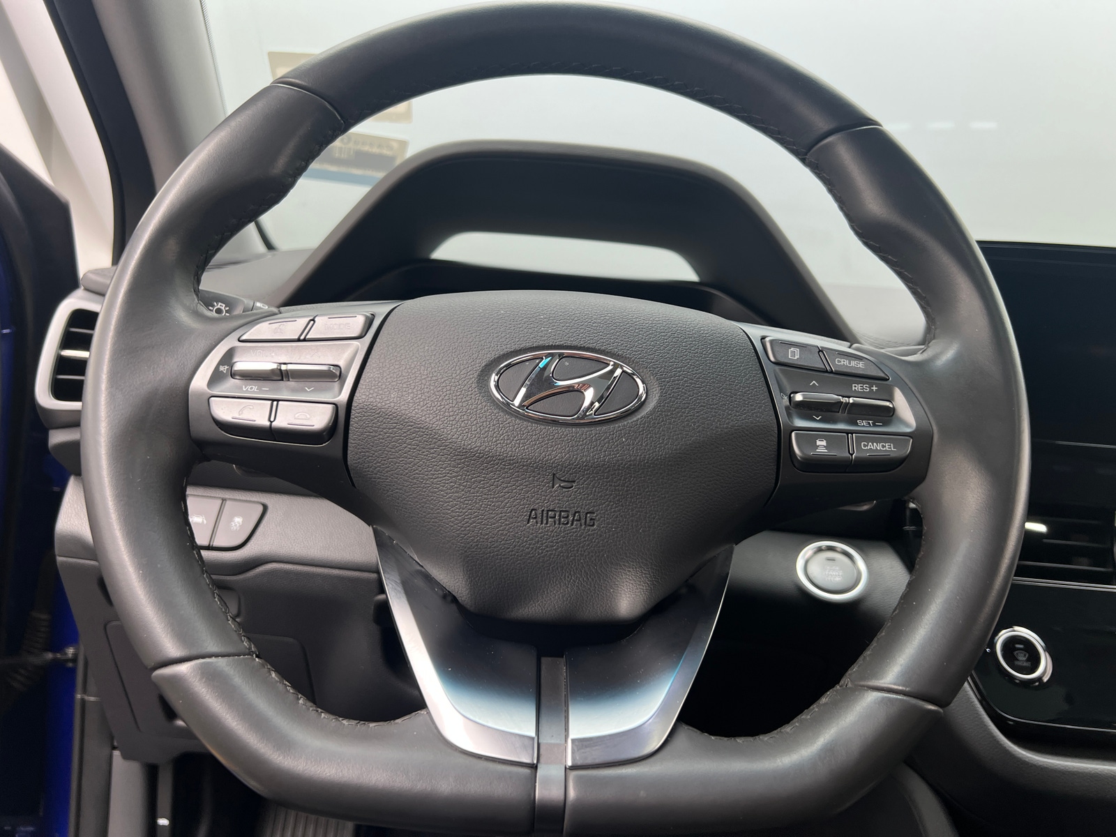 Thumbnail: 2020 Hyundai Ioniq - 4