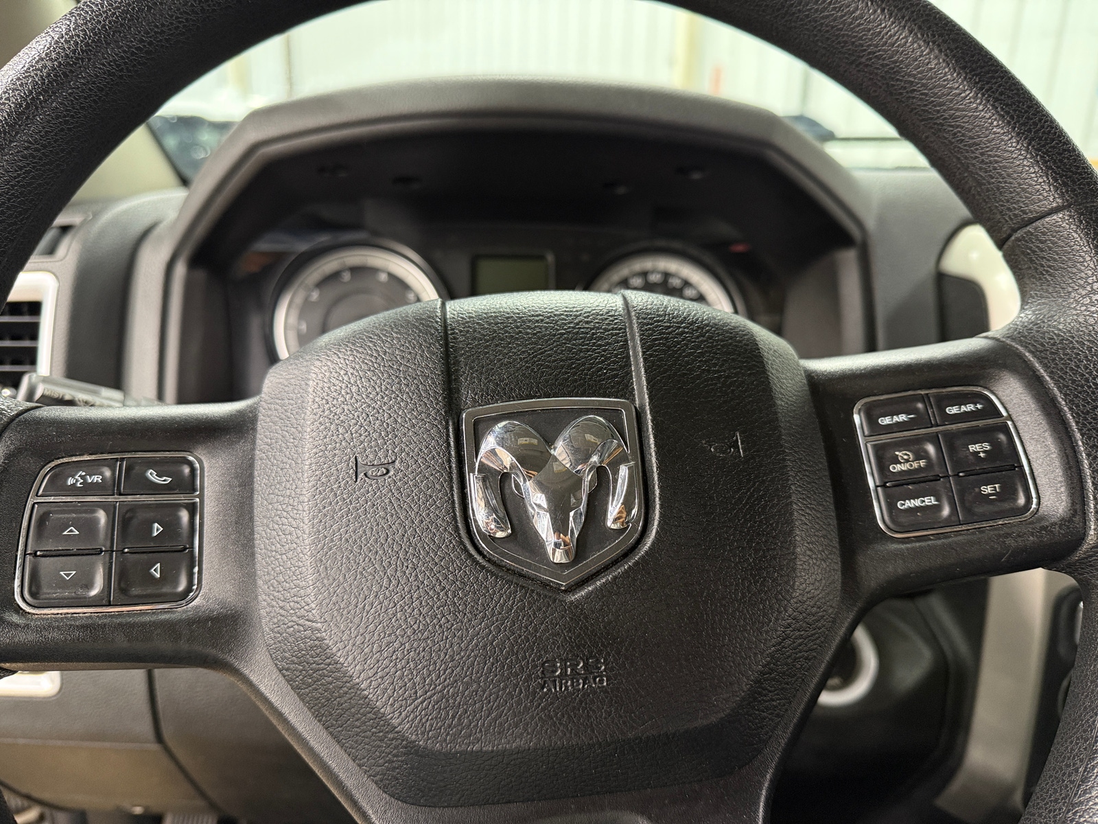 Thumbnail: 2020 RAM 1500 Classic - 5