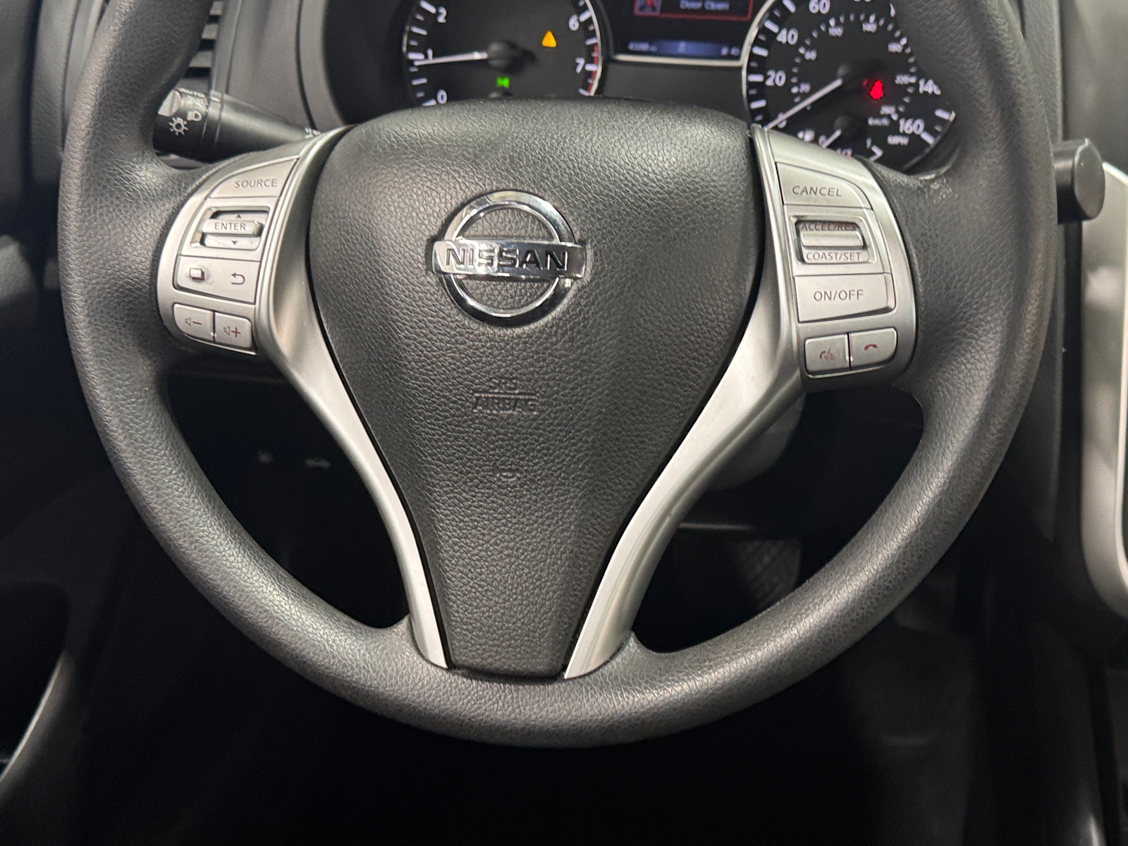 Thumbnail: 2018 Nissan Altima - 5