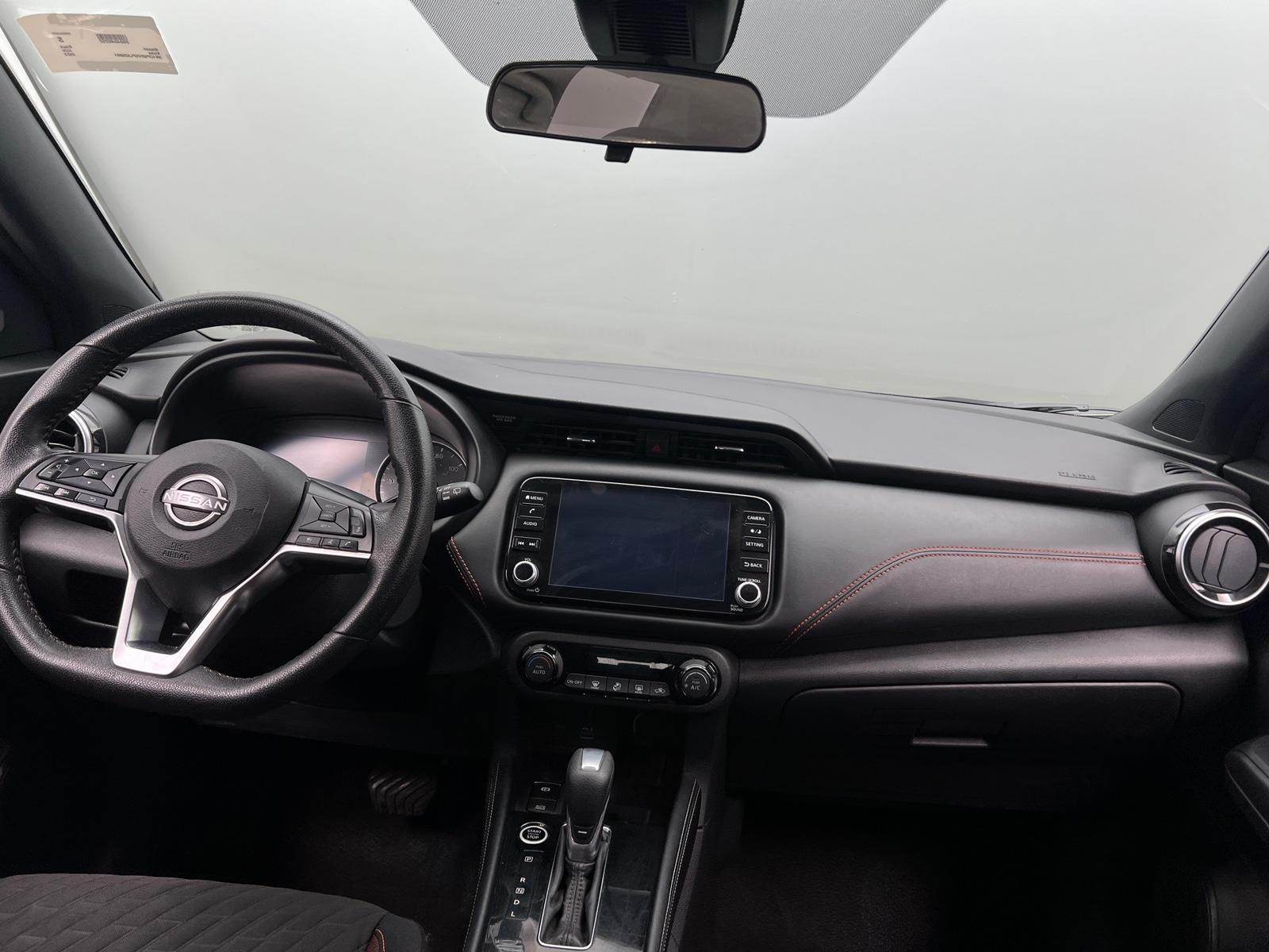 Thumbnail: 2023 Nissan Kicks - 3