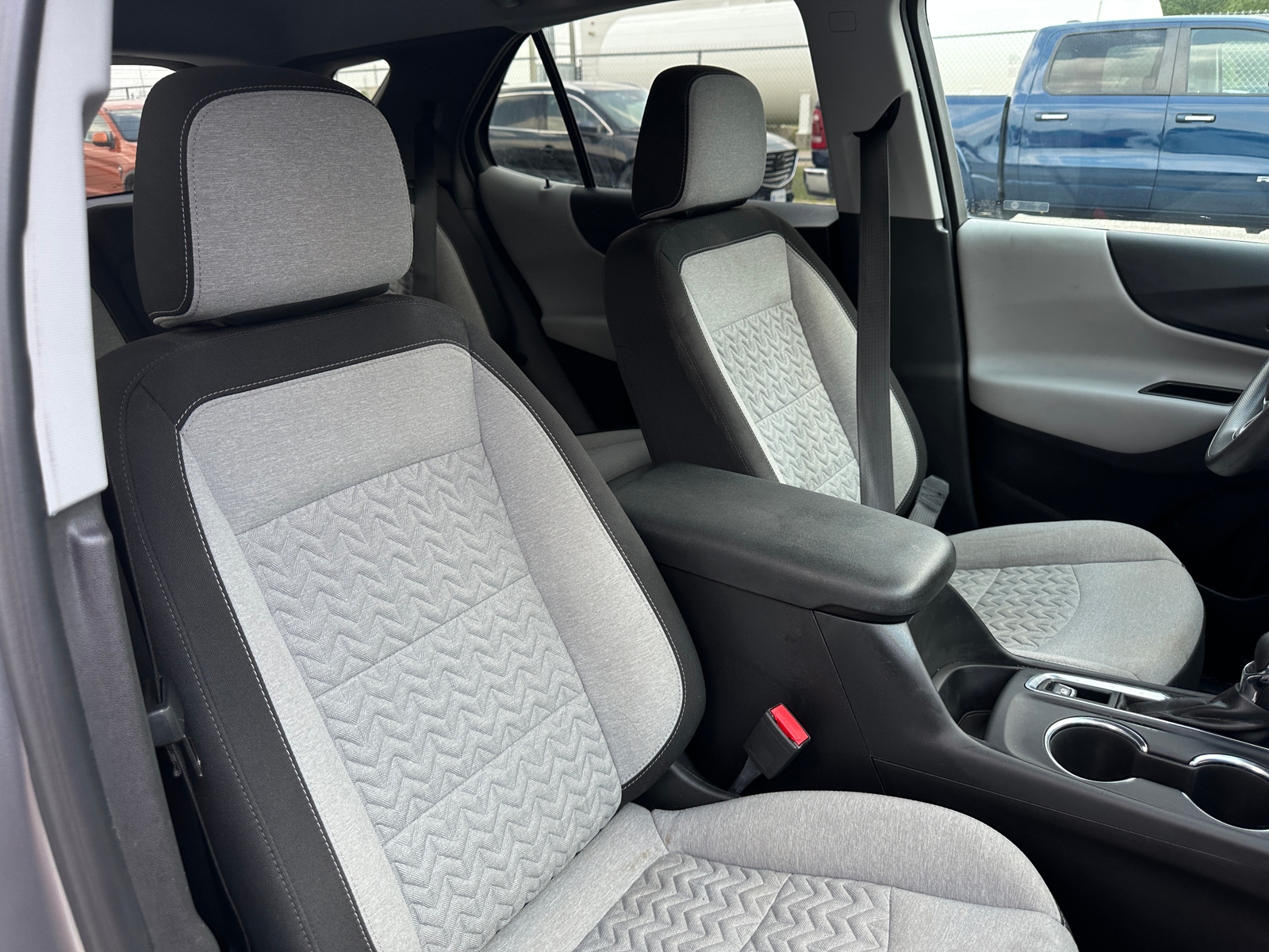 Thumbnail: 2023 Chevrolet Equinox - 2