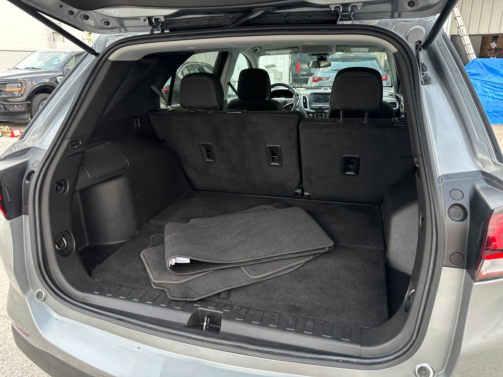 Thumbnail: 2023 Chevrolet Equinox - 7