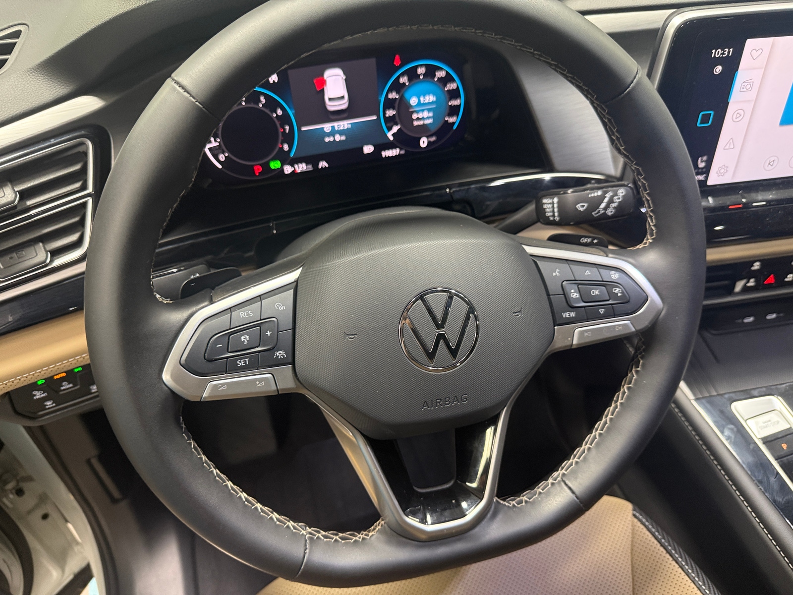 Thumbnail: 2025 Volkswagen Atlas - 4