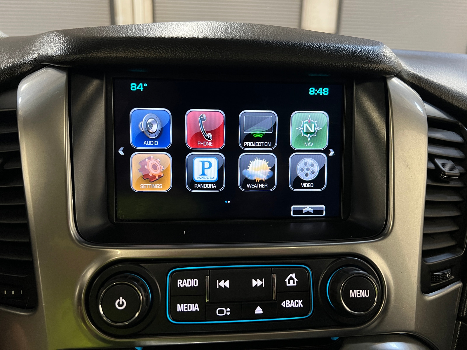 Thumbnail: 2016 Chevrolet Tahoe - 3