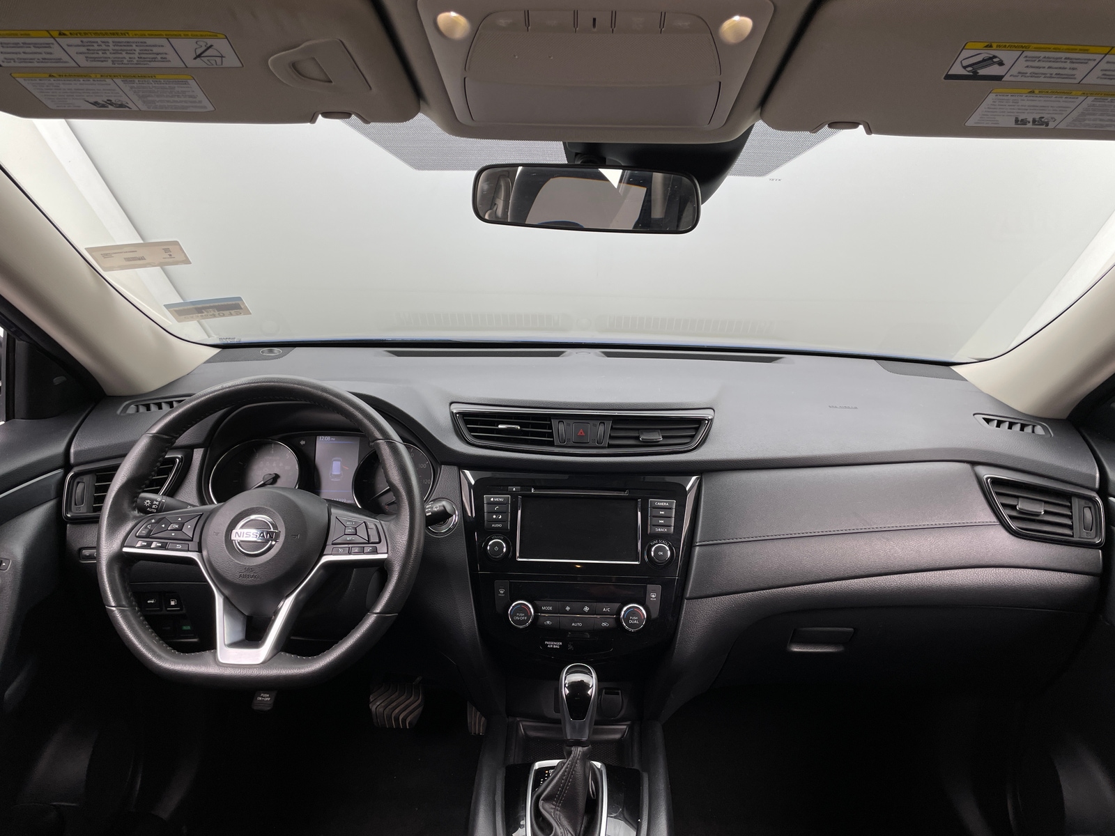 Thumbnail: 2020 Nissan Rogue - 3