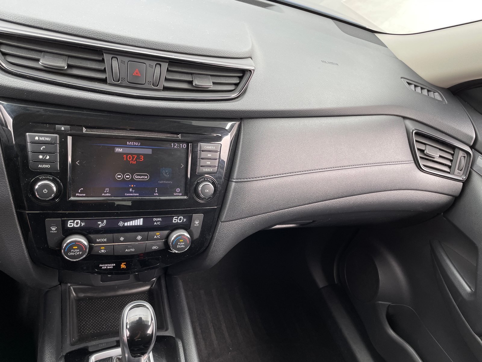Thumbnail: 2020 Nissan Rogue - 4