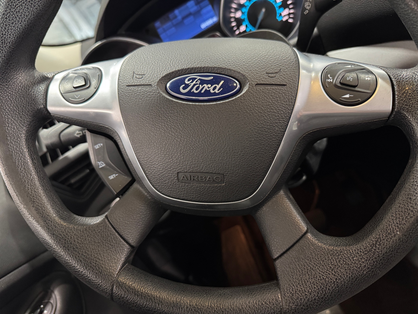Thumbnail: 2015 Ford Escape - 5