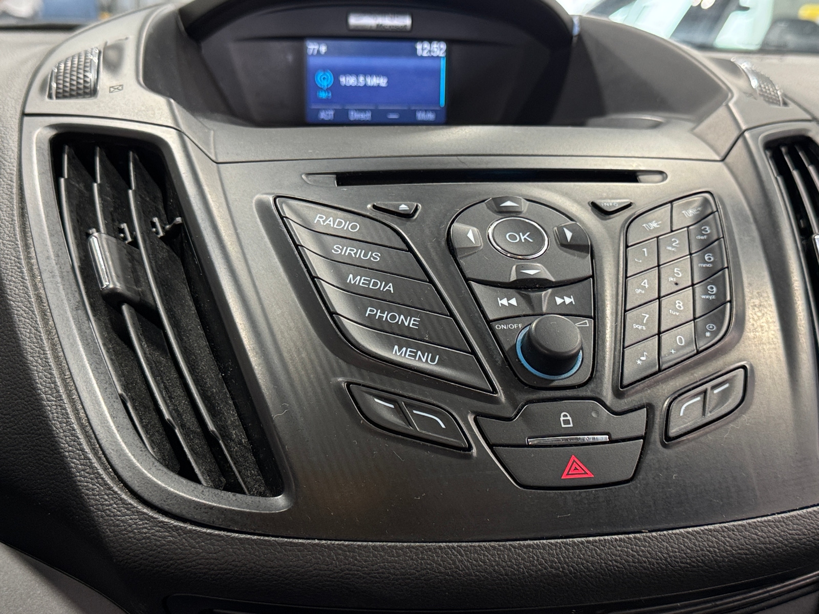 Thumbnail: 2015 Ford Escape - 4