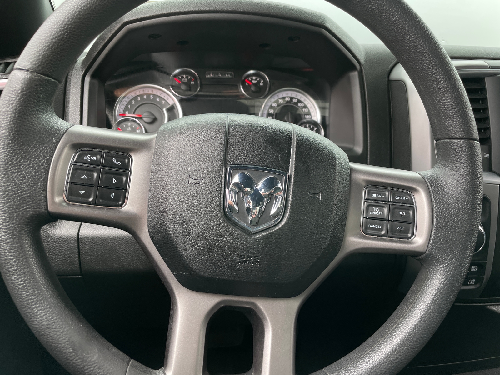 Thumbnail: 2022 RAM 1500 Classic - 5