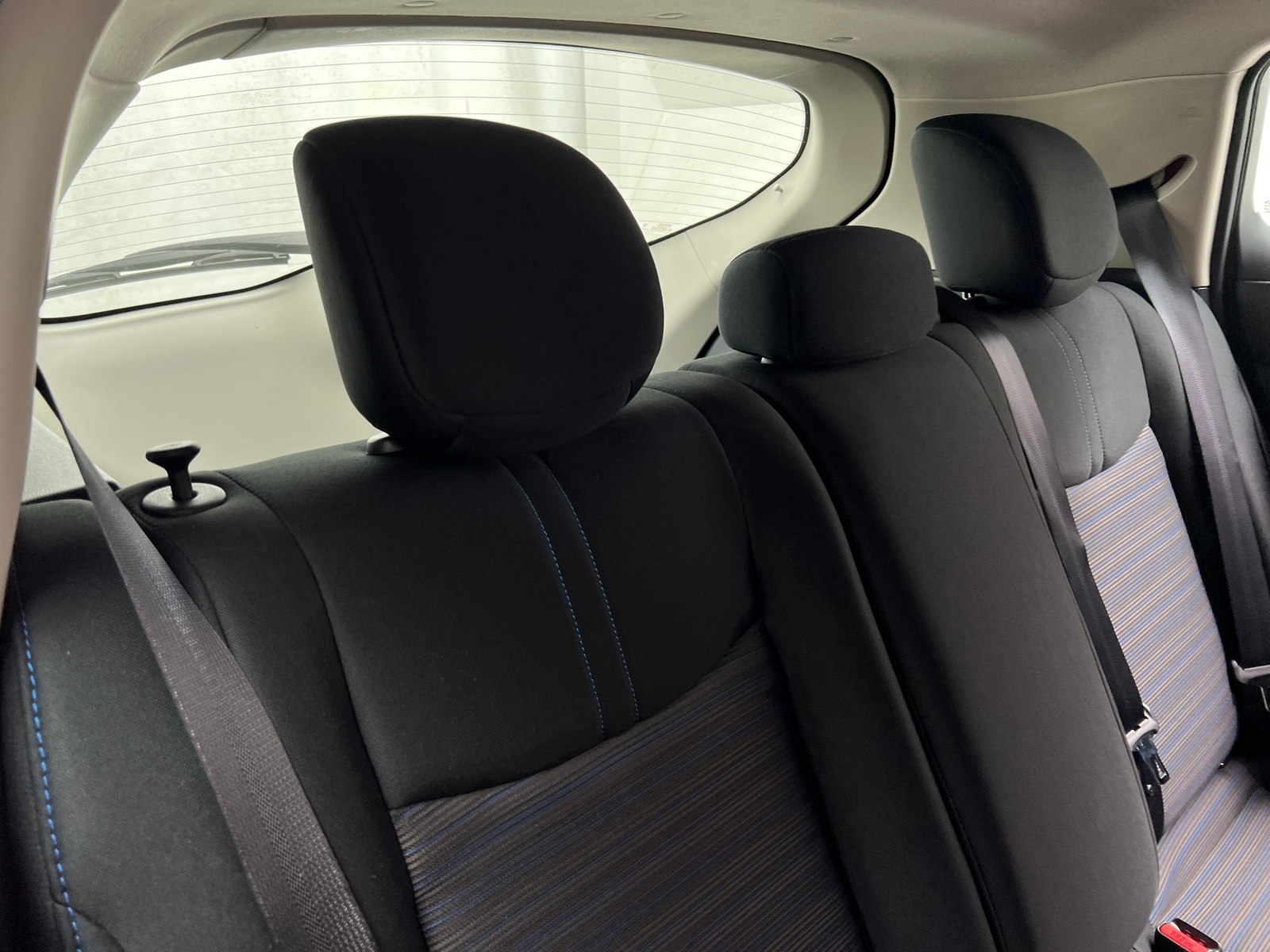 Thumbnail: 2025 Nissan Leaf - 6