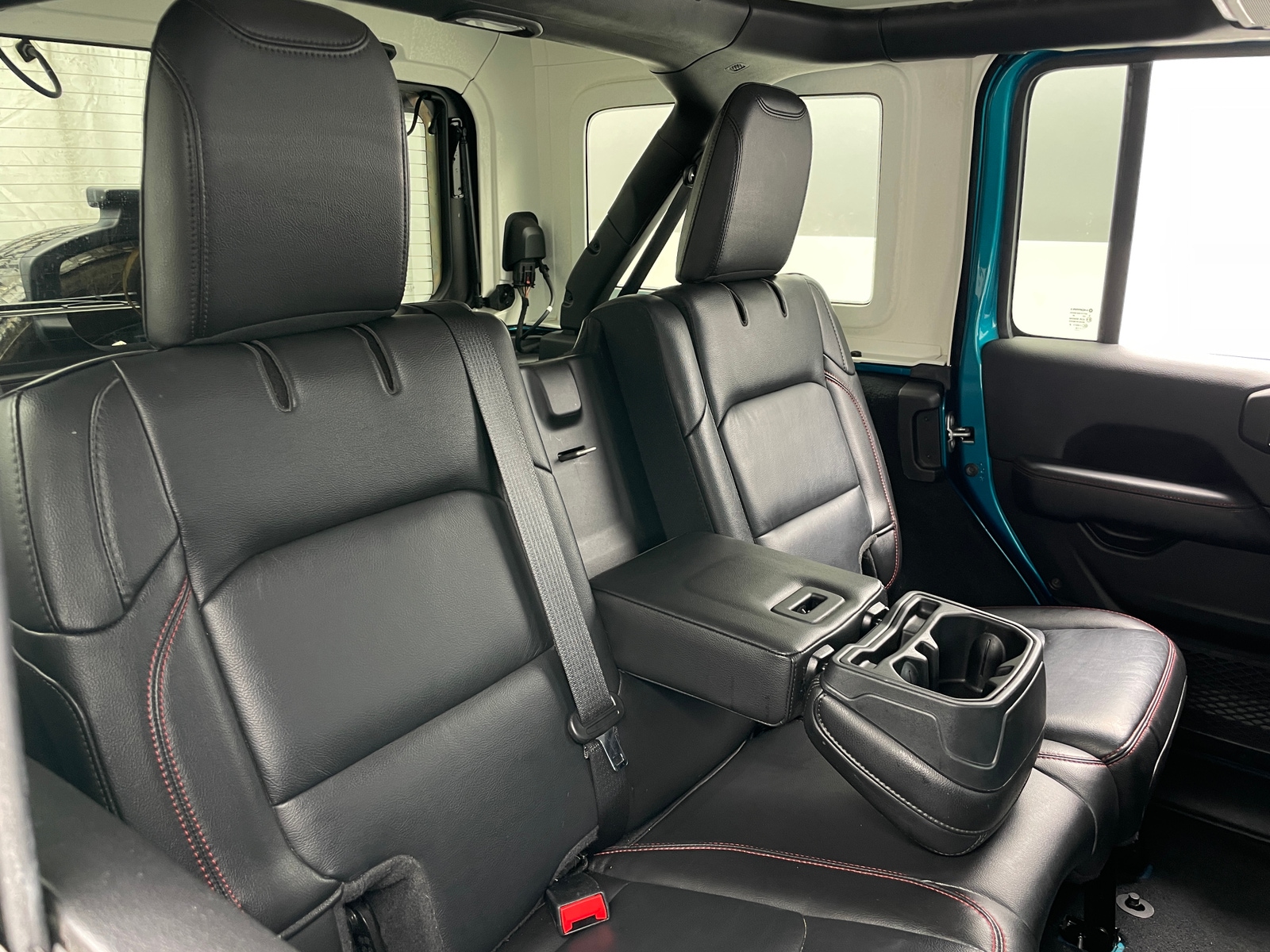 Thumbnail: 2019 Jeep Wrangler - 5
