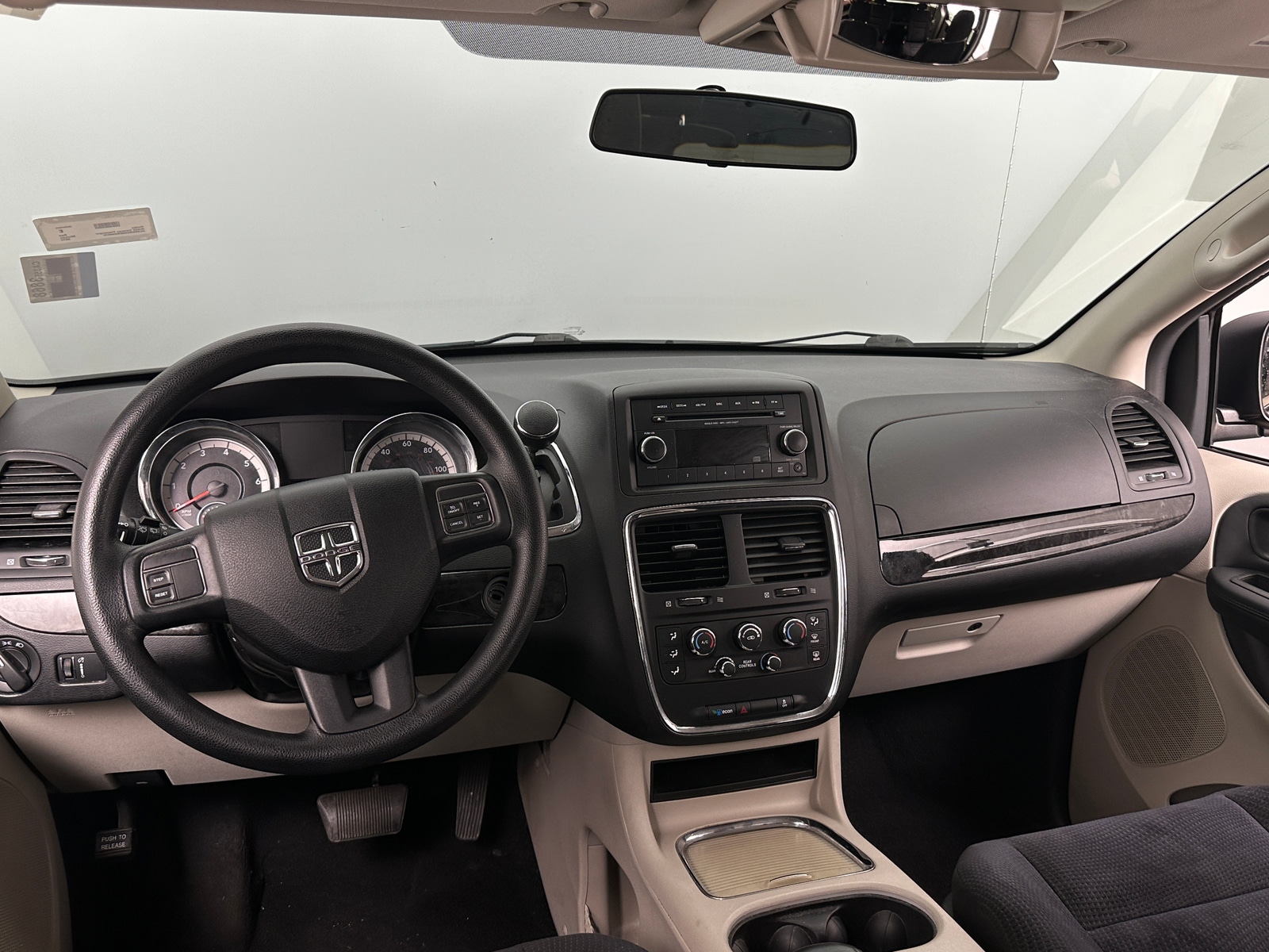 Thumbnail: 2014 Dodge Grand Caravan - 3