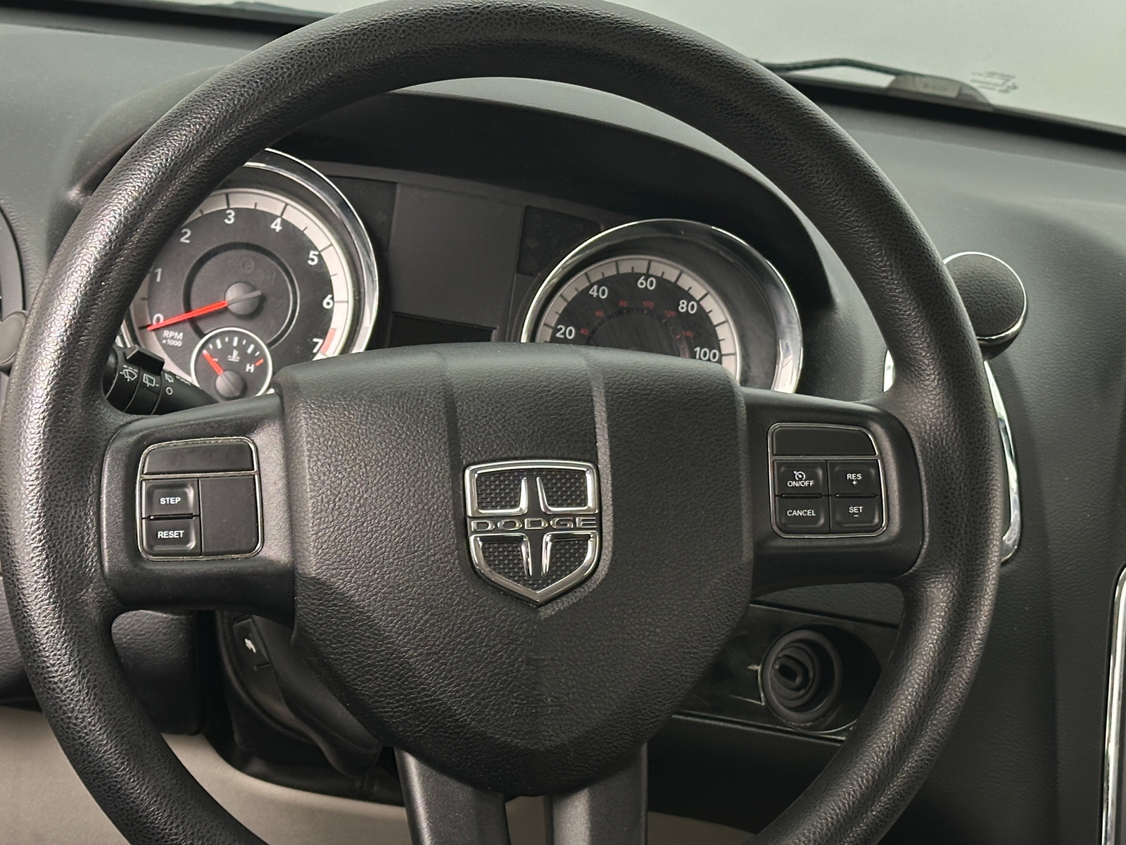 Thumbnail: 2014 Dodge Grand Caravan - 5