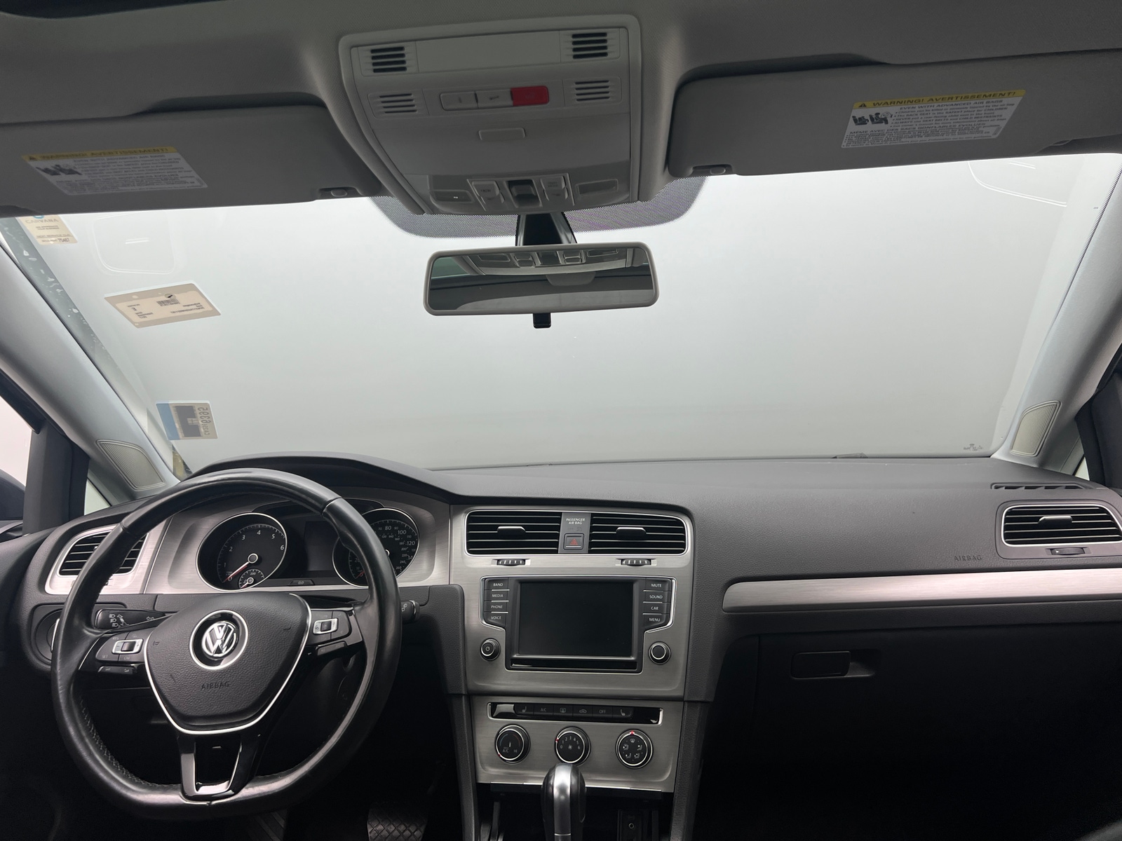 Thumbnail: 2017 Volkswagen Golf - 2