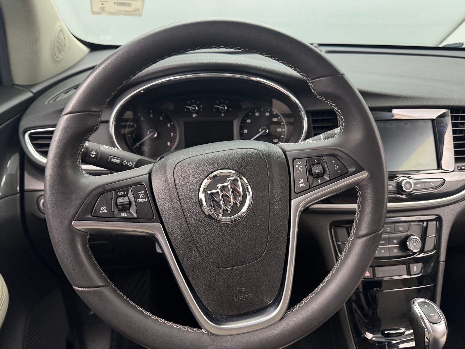 Thumbnail: 2022 Buick Encore - 4