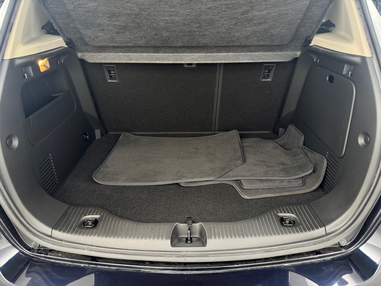 Thumbnail: 2022 Buick Encore - 6