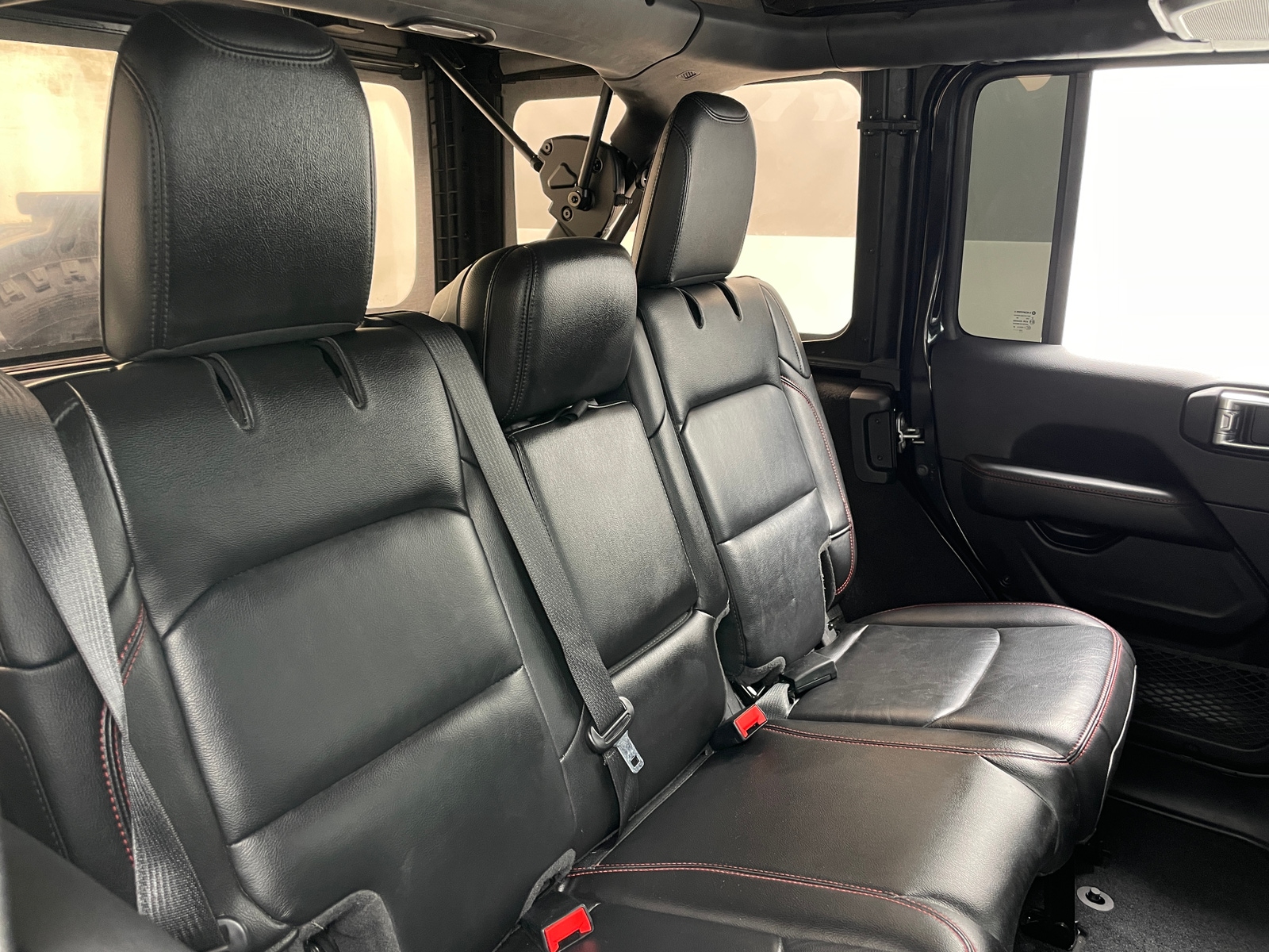 Thumbnail: 2021 Jeep Wrangler - 5