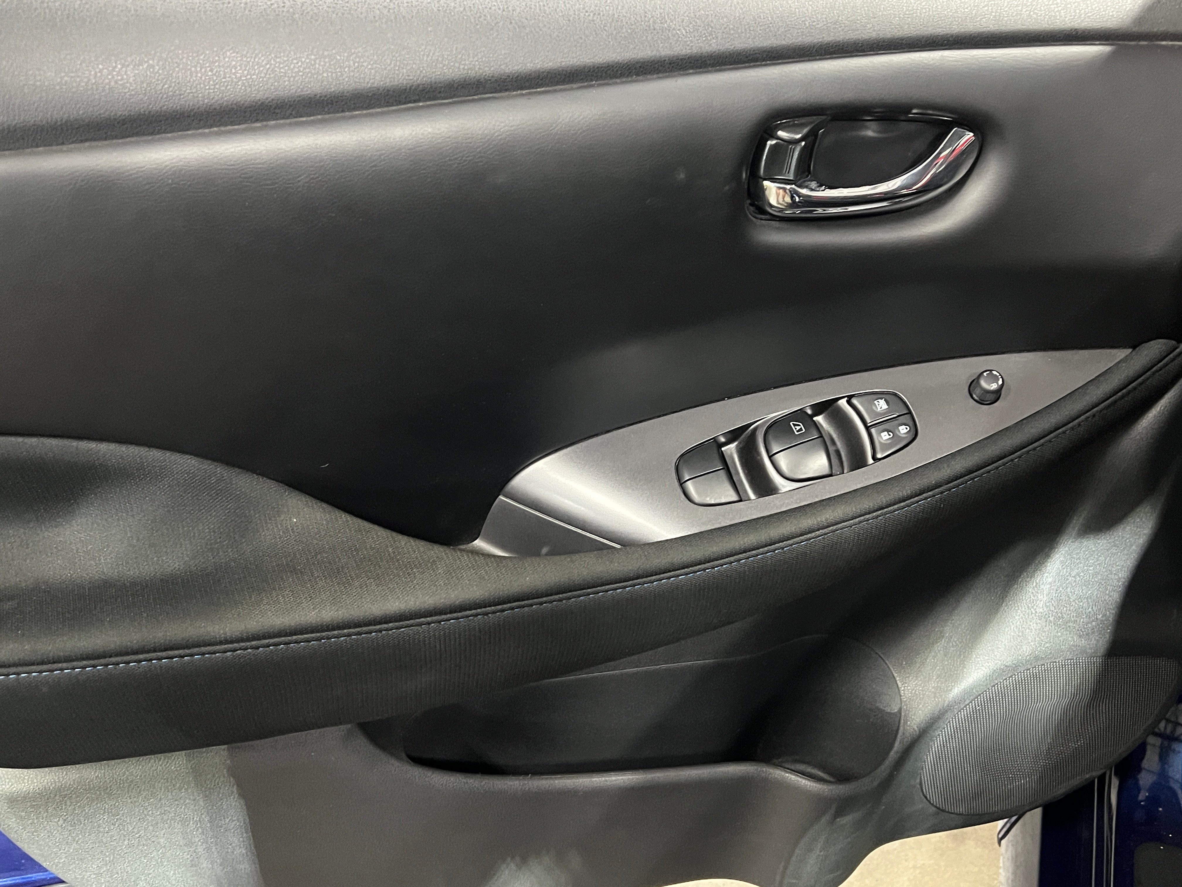 Used 2024 Nissan LEAF S with VIN 1N4AZ1BV6RC551432 for sale in Oak Creek, WI