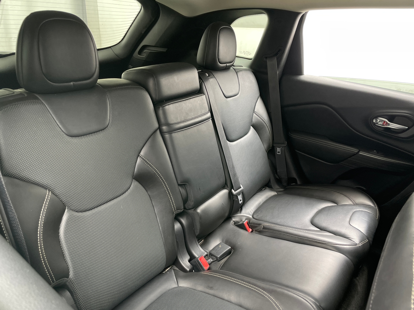 Thumbnail: 2015 Jeep Cherokee - 5