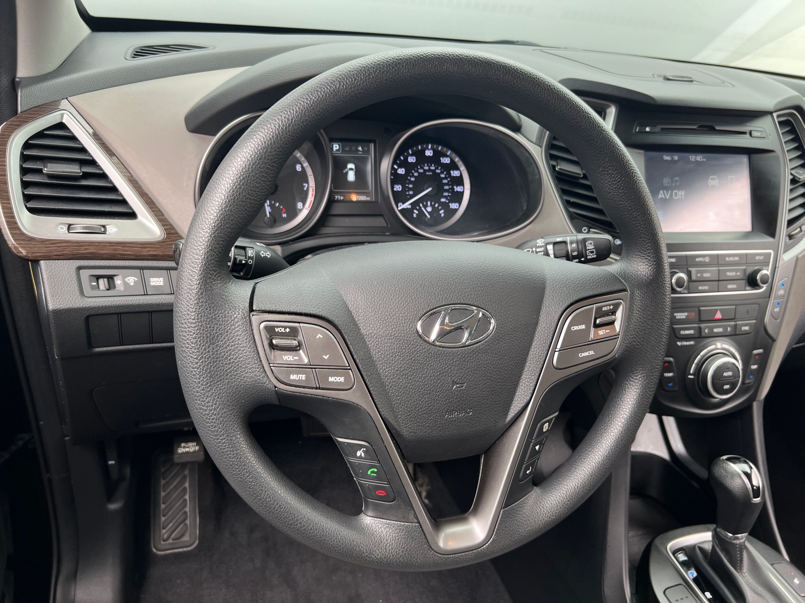 Thumbnail: 2018 Hyundai Santa Fe - 5