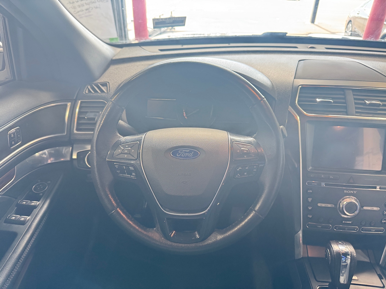 Thumbnail: 2018 Ford Explorer - 4