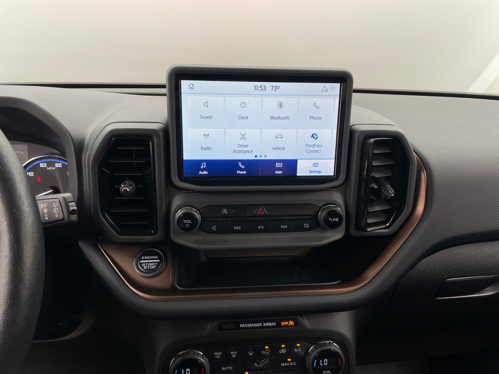 Thumbnail: 2021 Ford Bronco Sport - 3
