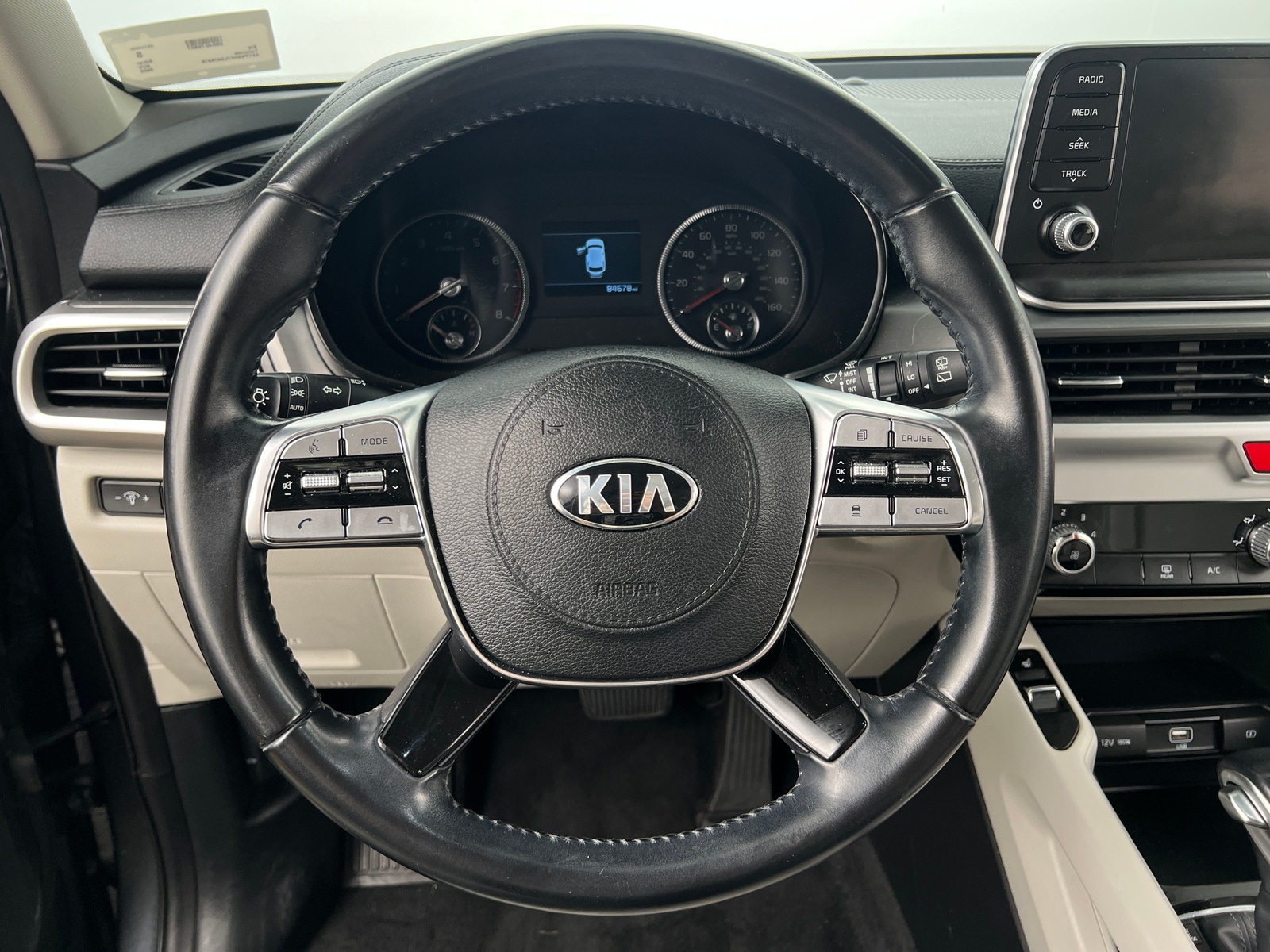 Thumbnail: 2020 Kia Telluride - 4