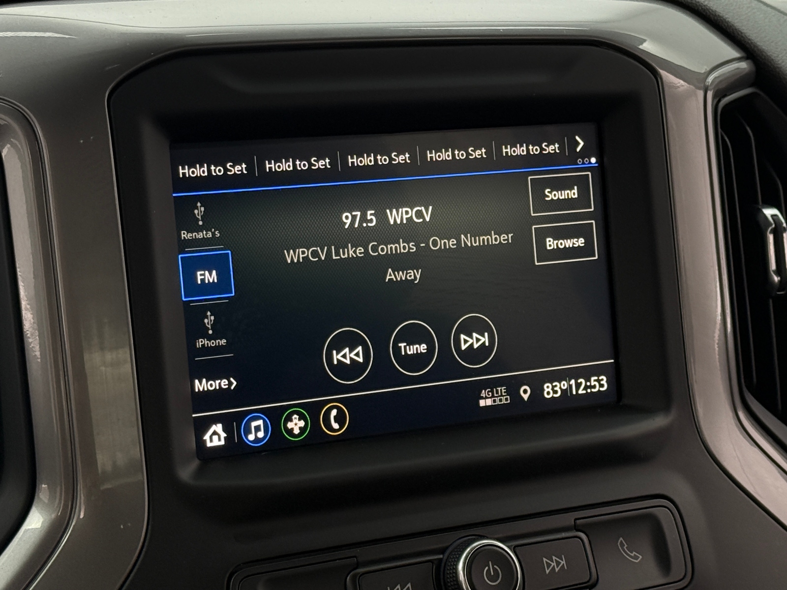 Thumbnail: 2021 Chevrolet Silverado 1500 - 4