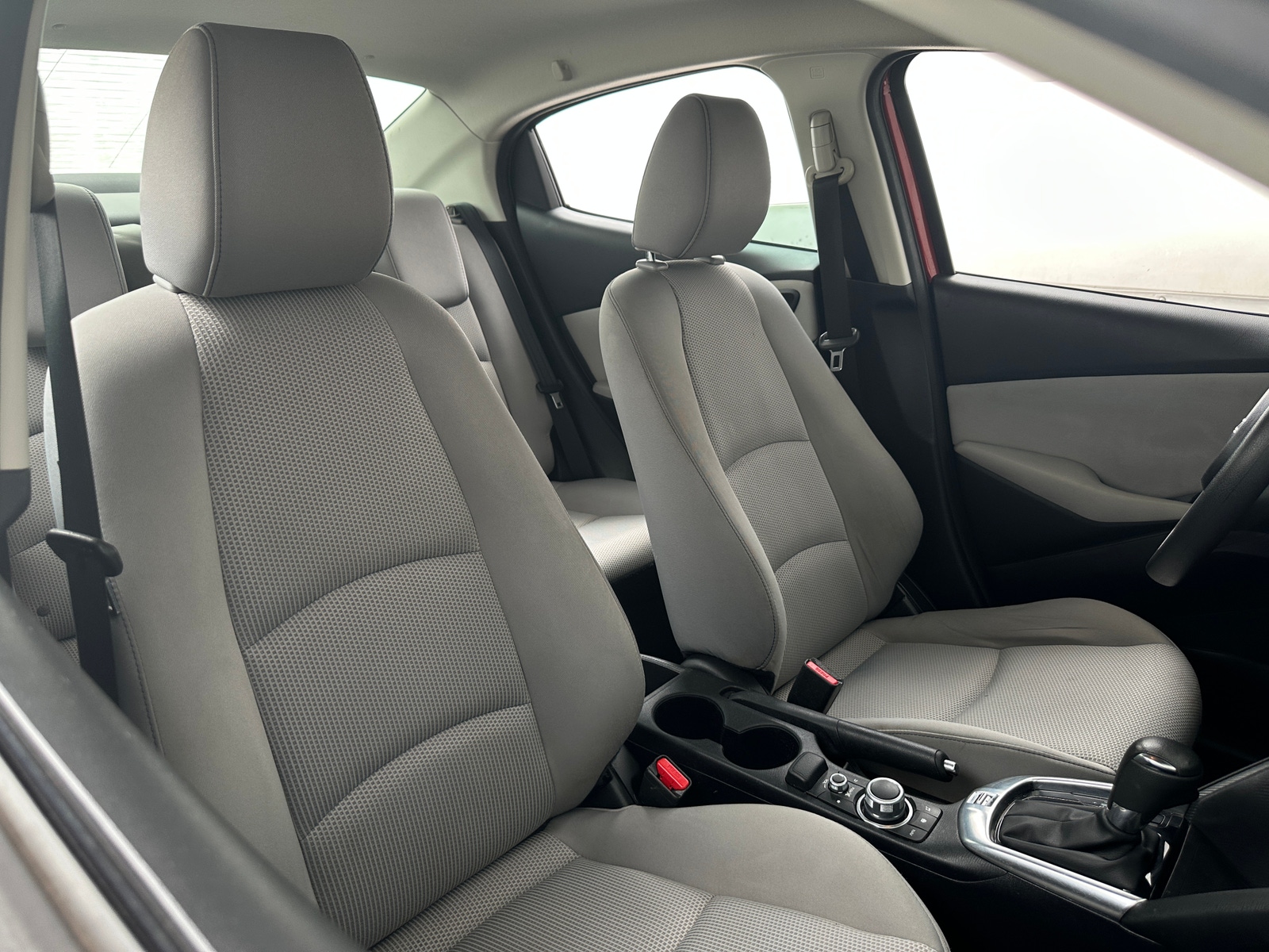 Thumbnail: 2019 Toyota Yaris - 2