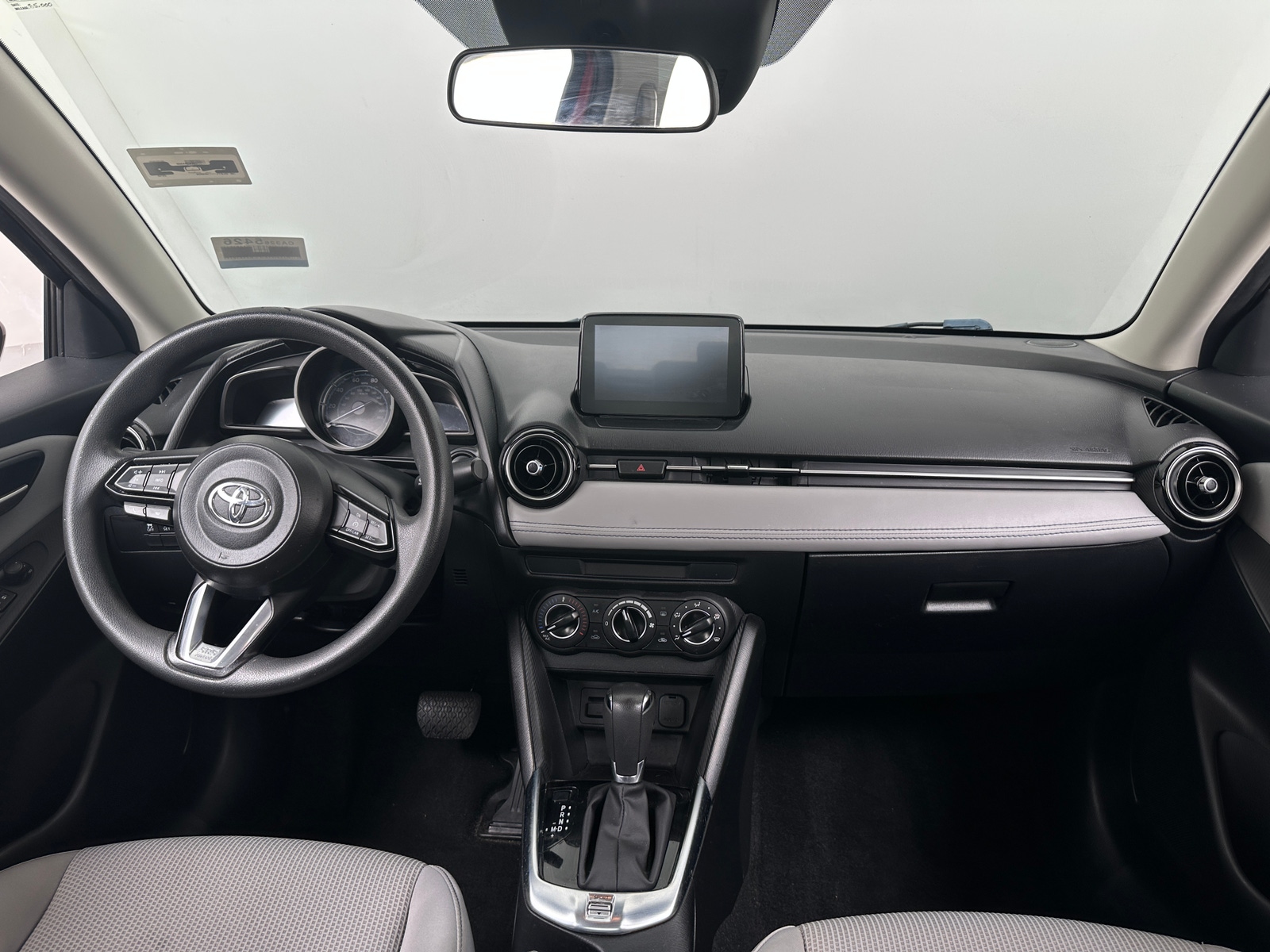 Thumbnail: 2019 Toyota Yaris - 3