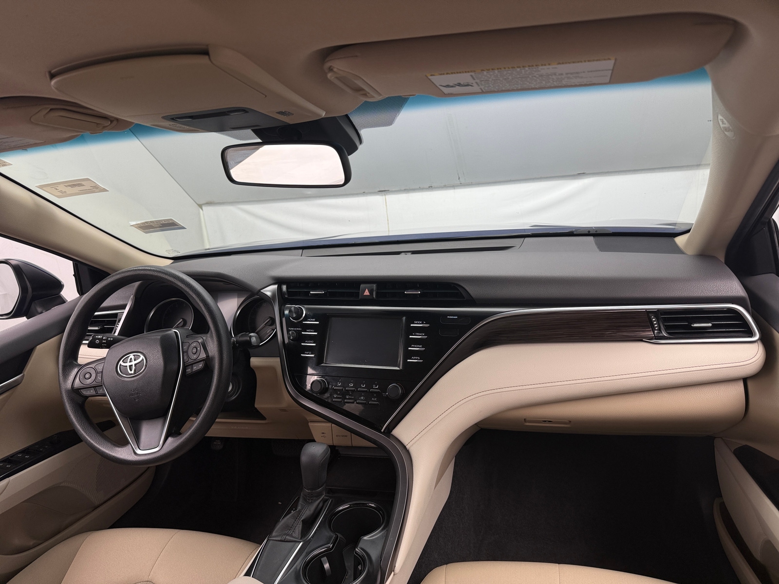 Thumbnail: 2018 Toyota Camry - 3