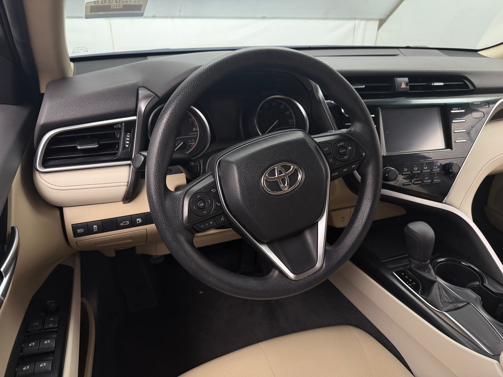 Thumbnail: 2018 Toyota Camry - 5