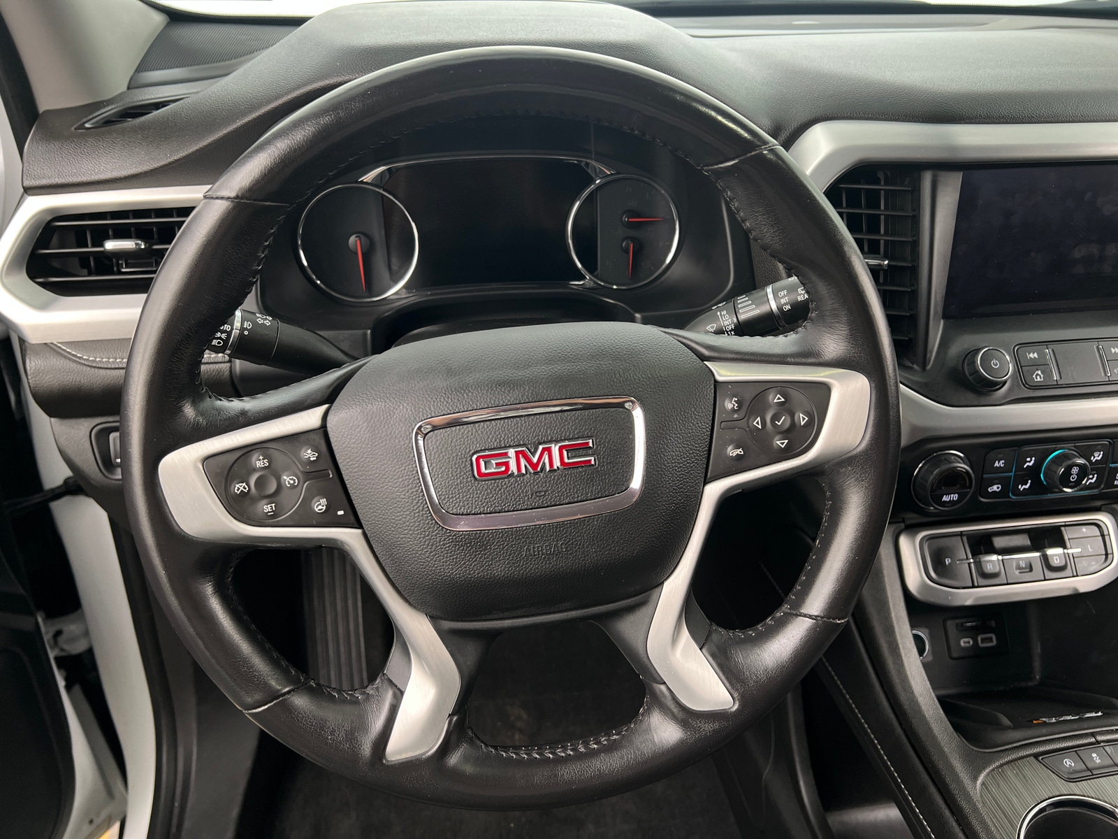 Thumbnail: 2022 GMC Acadia - 4