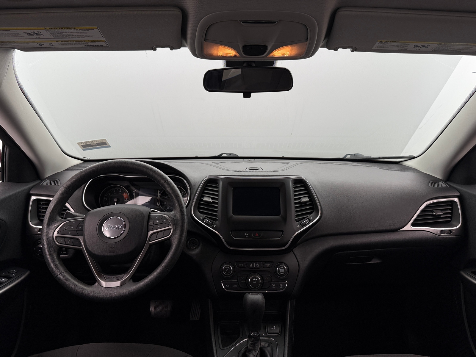 Thumbnail: 2019 Jeep Cherokee - 3
