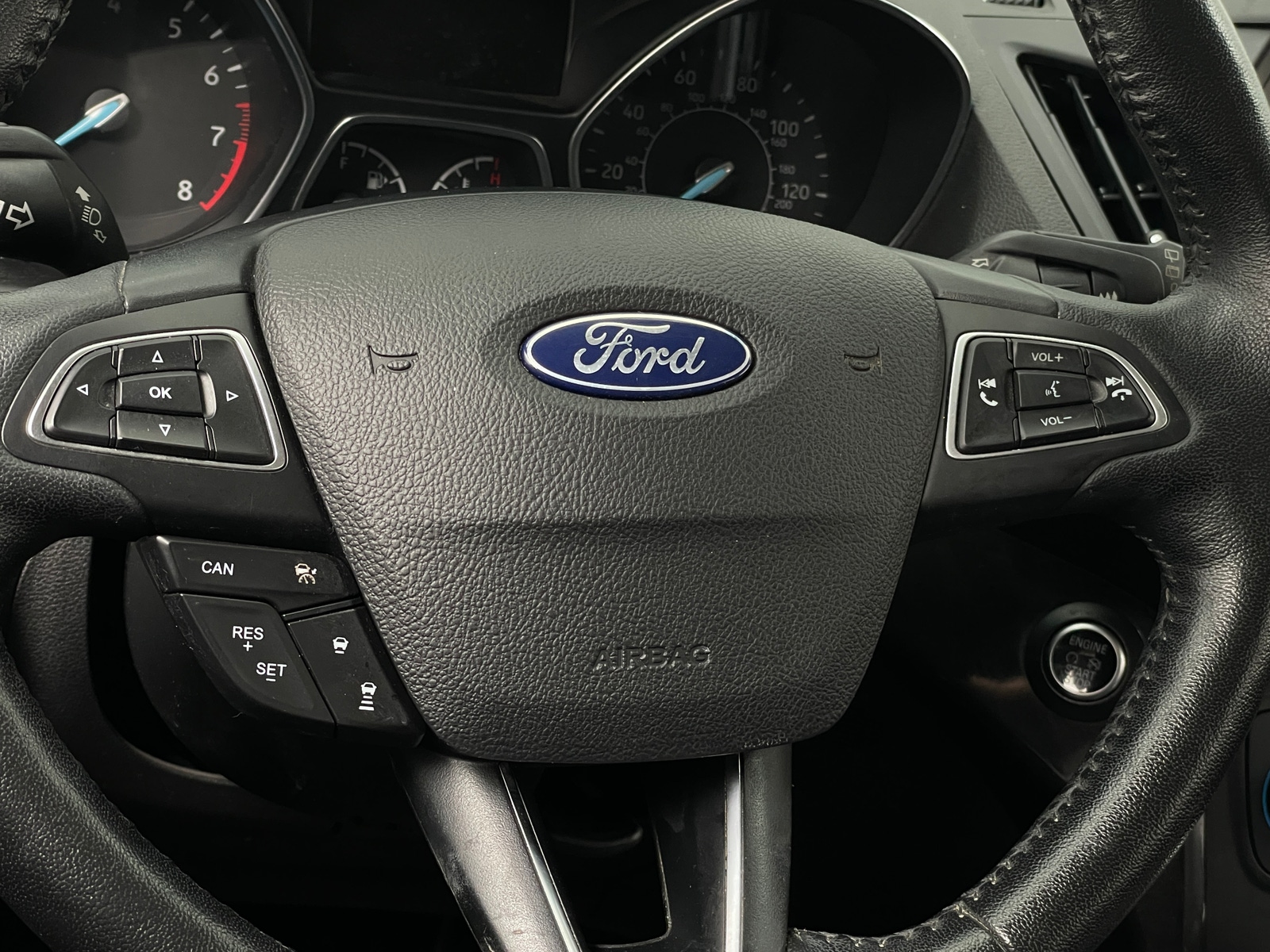 Thumbnail: 2019 Ford Escape - 4
