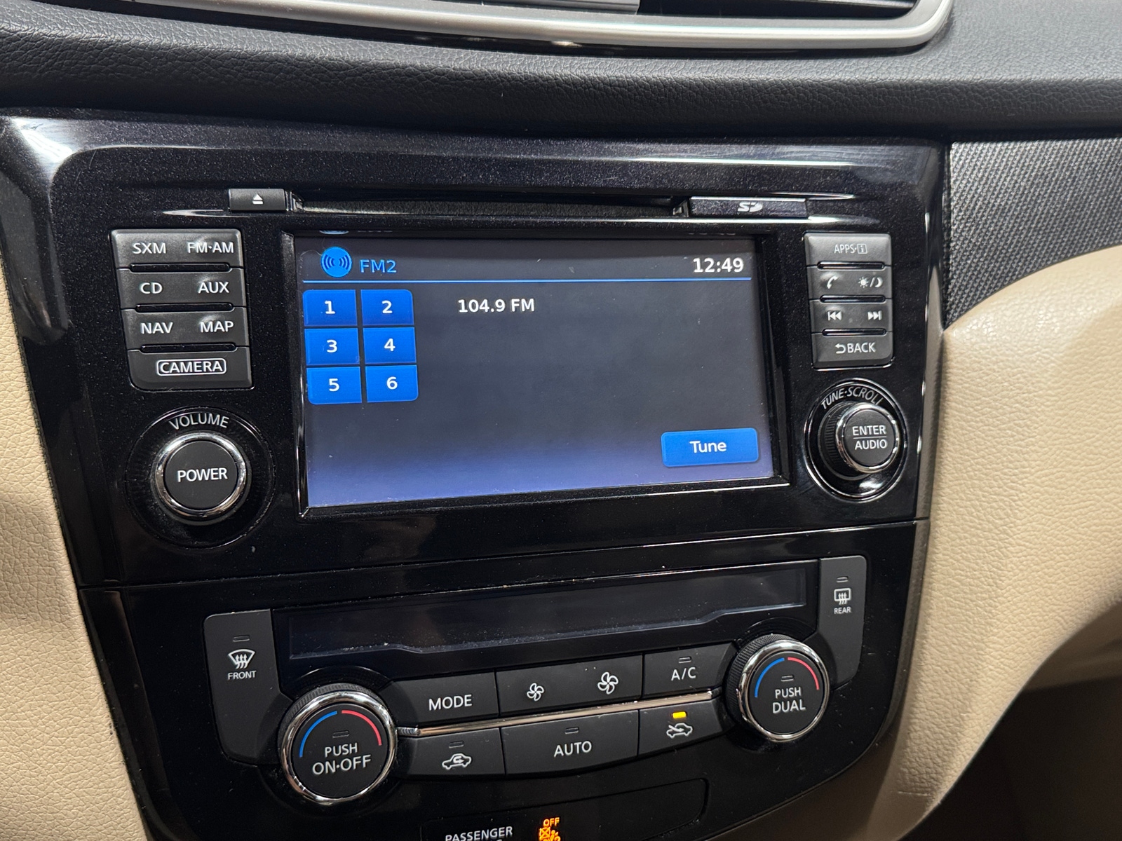 Thumbnail: 2014 Nissan Rogue - 3