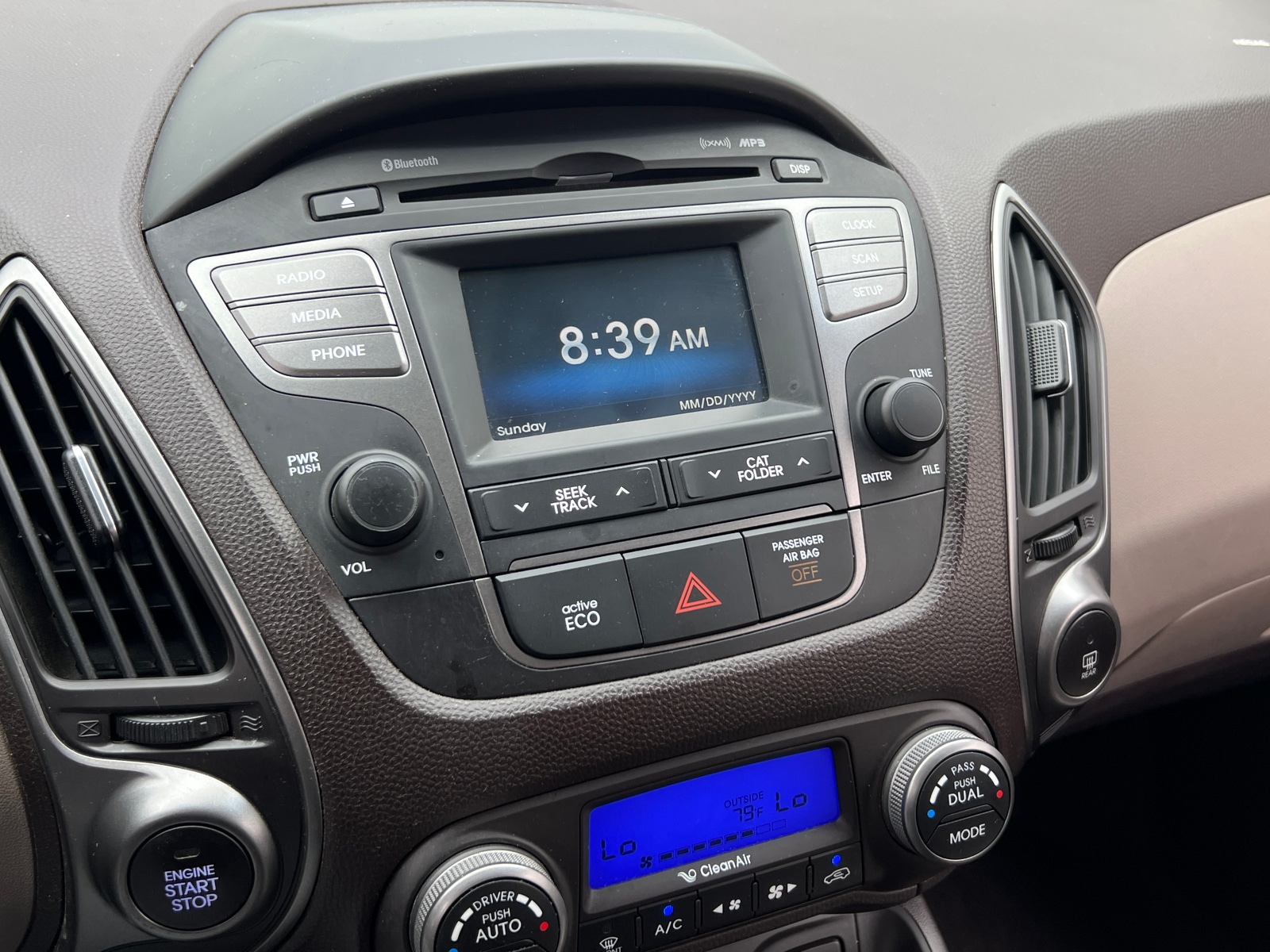 Thumbnail: 2015 Hyundai Tucson - 3