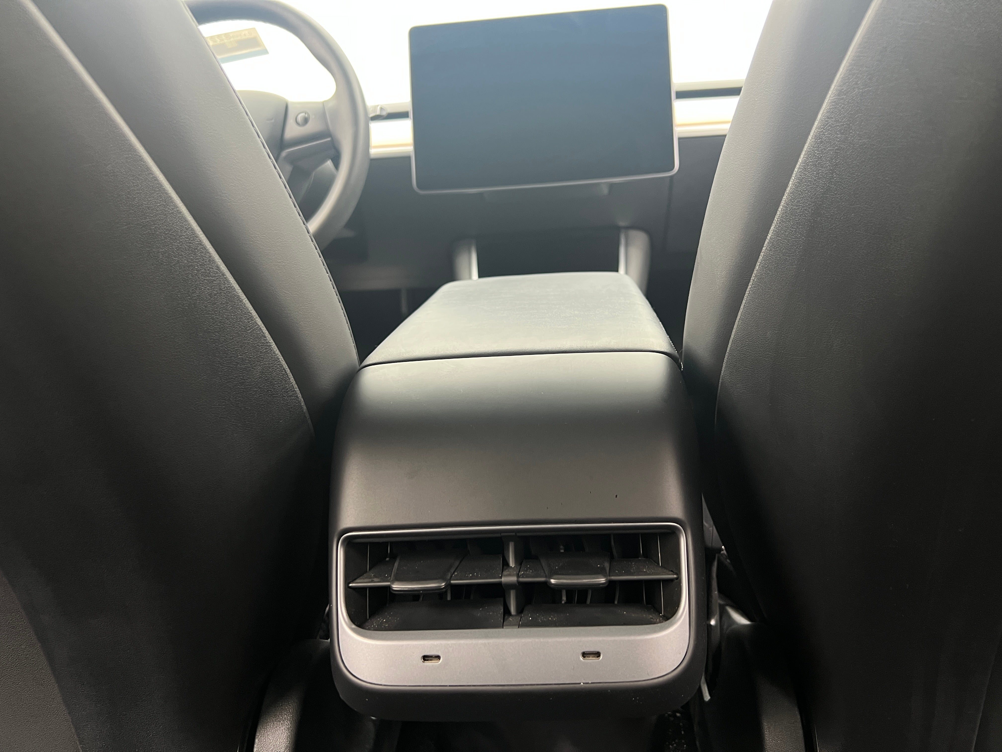 Used 2021 Tesla Model Y Long Range with VIN 5YJYGDEE0MF096701 for sale in Oak Creek, WI