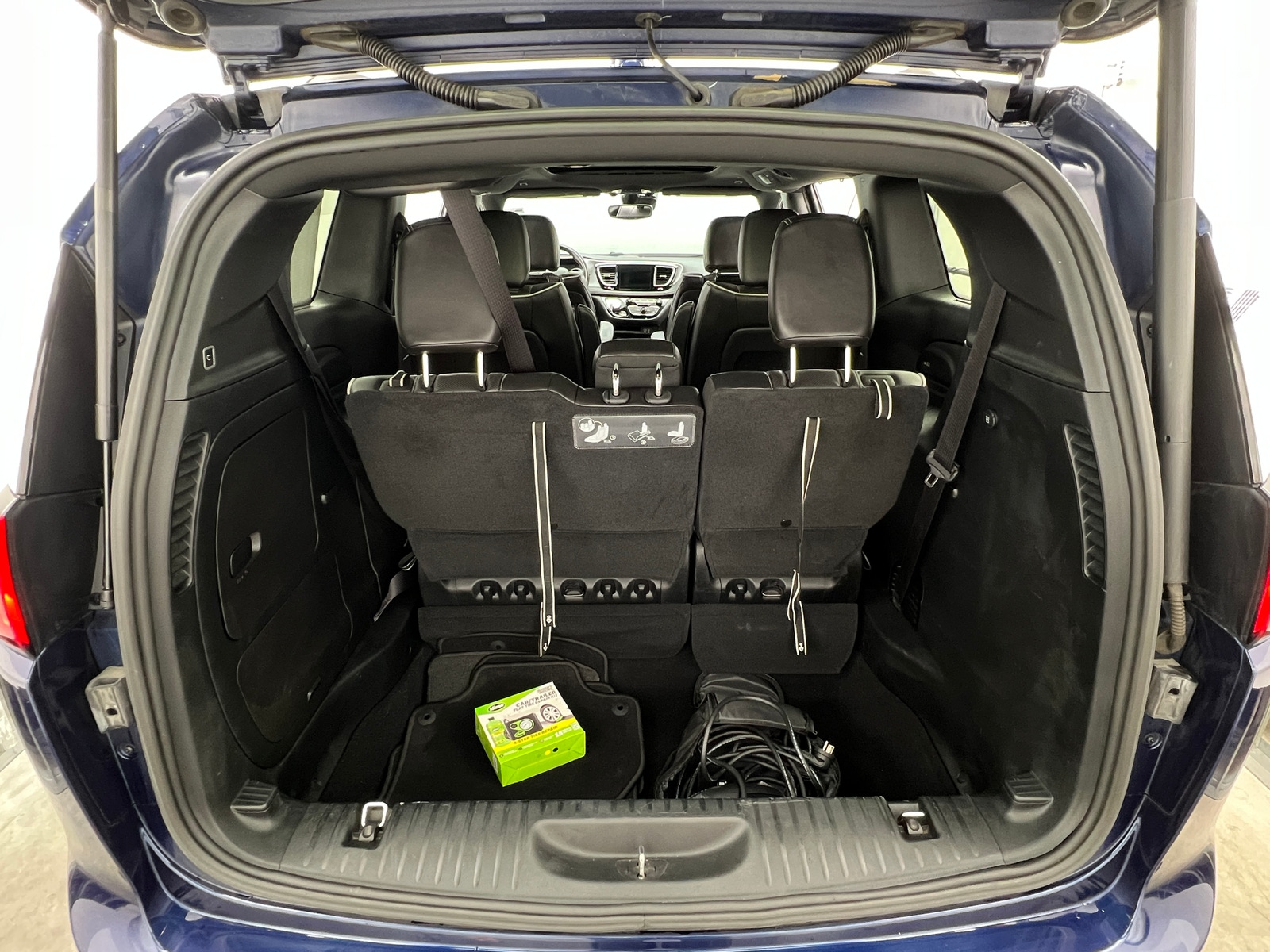 Thumbnail: 2019 Chrysler Pacifica - 6