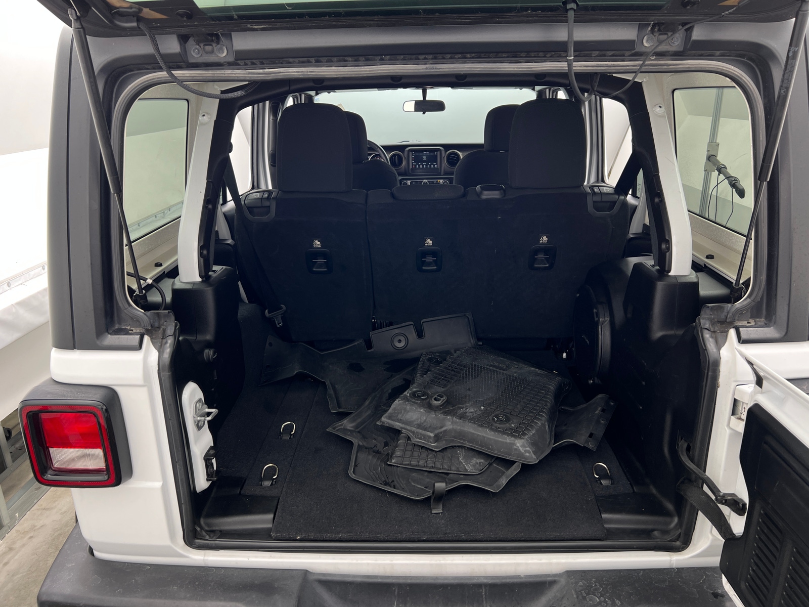 Thumbnail: 2018 Jeep Wrangler - 7