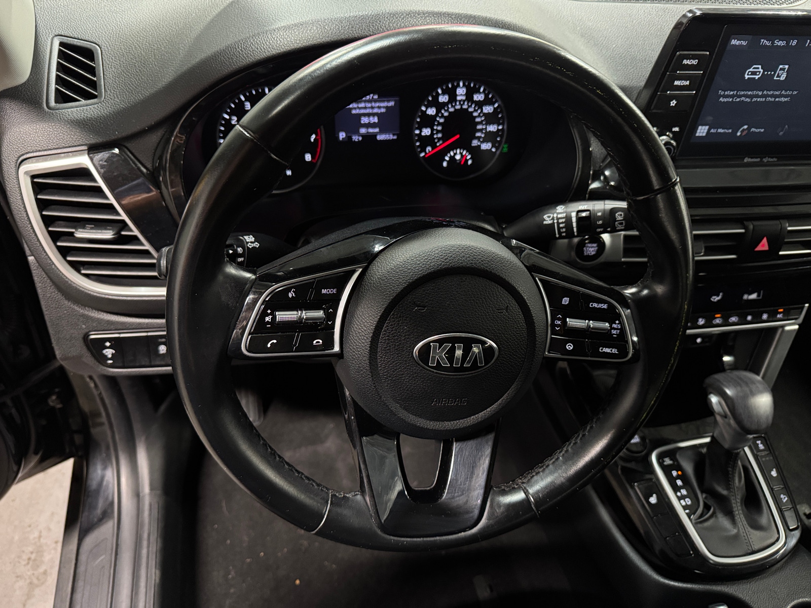 Thumbnail: 2021 Kia Seltos - 4