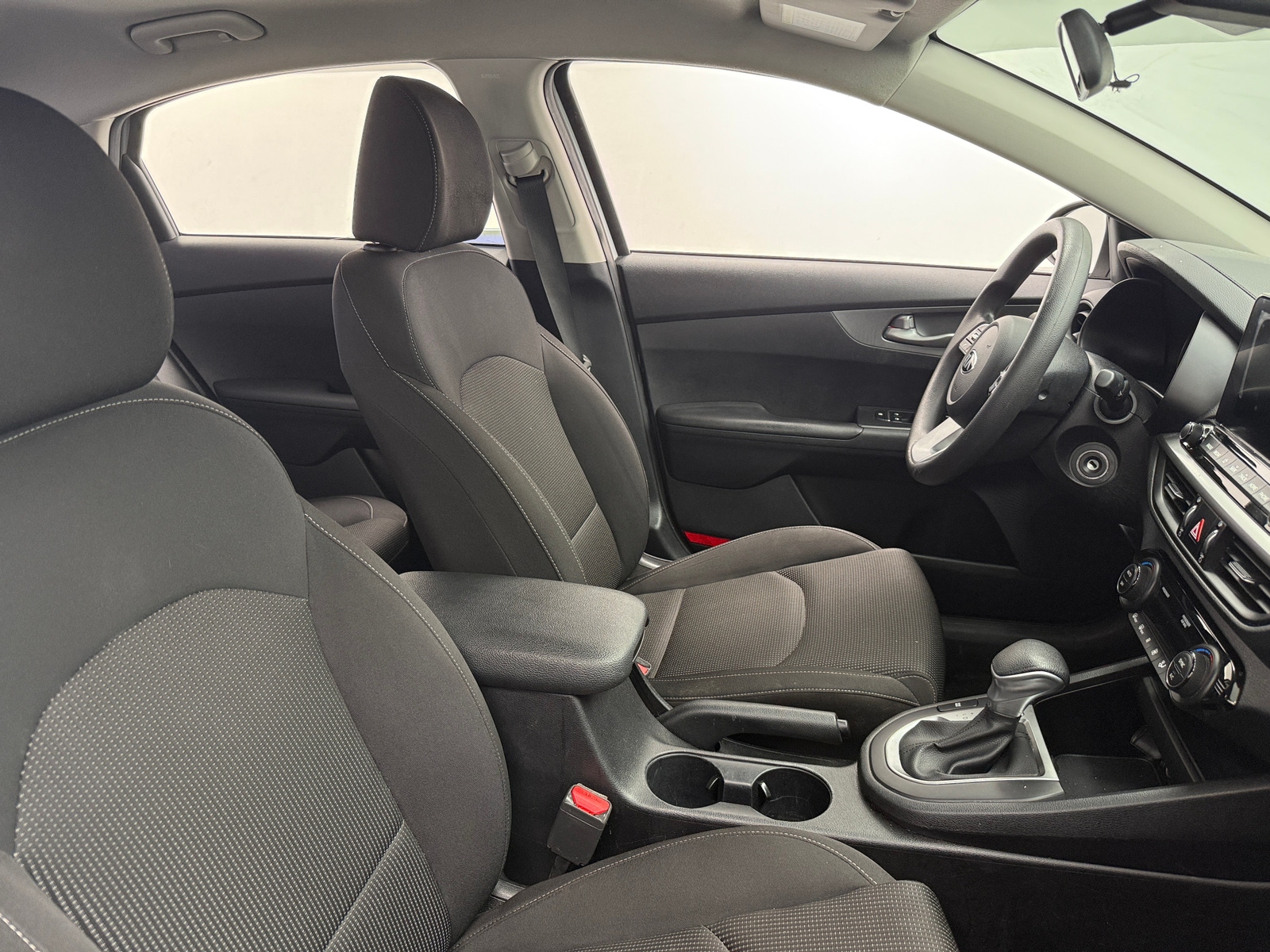 Thumbnail: 2019 Kia Forte - 2
